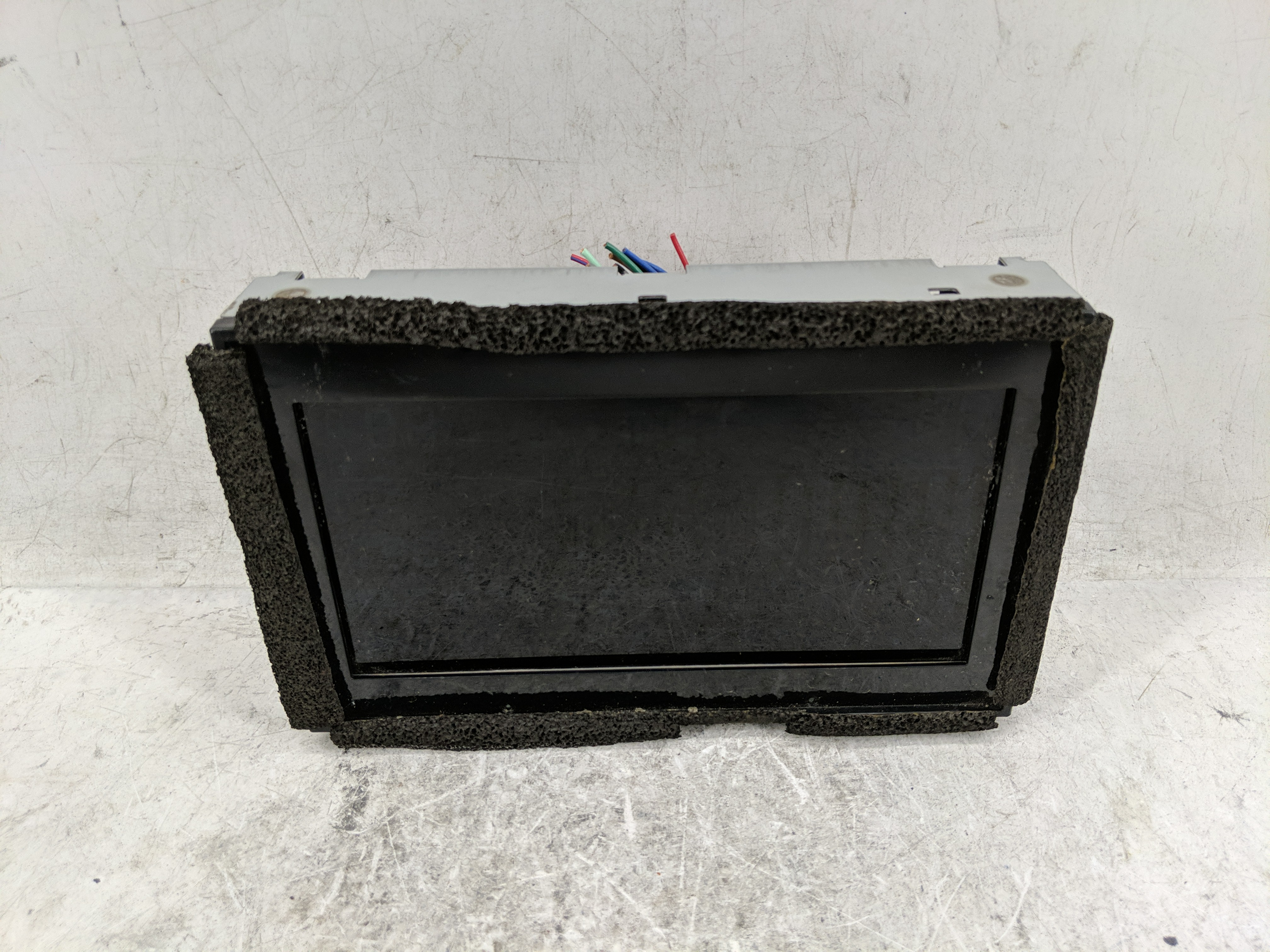 Picture of 2004-2005 Nissan Maxima Information Display Screen 1226198