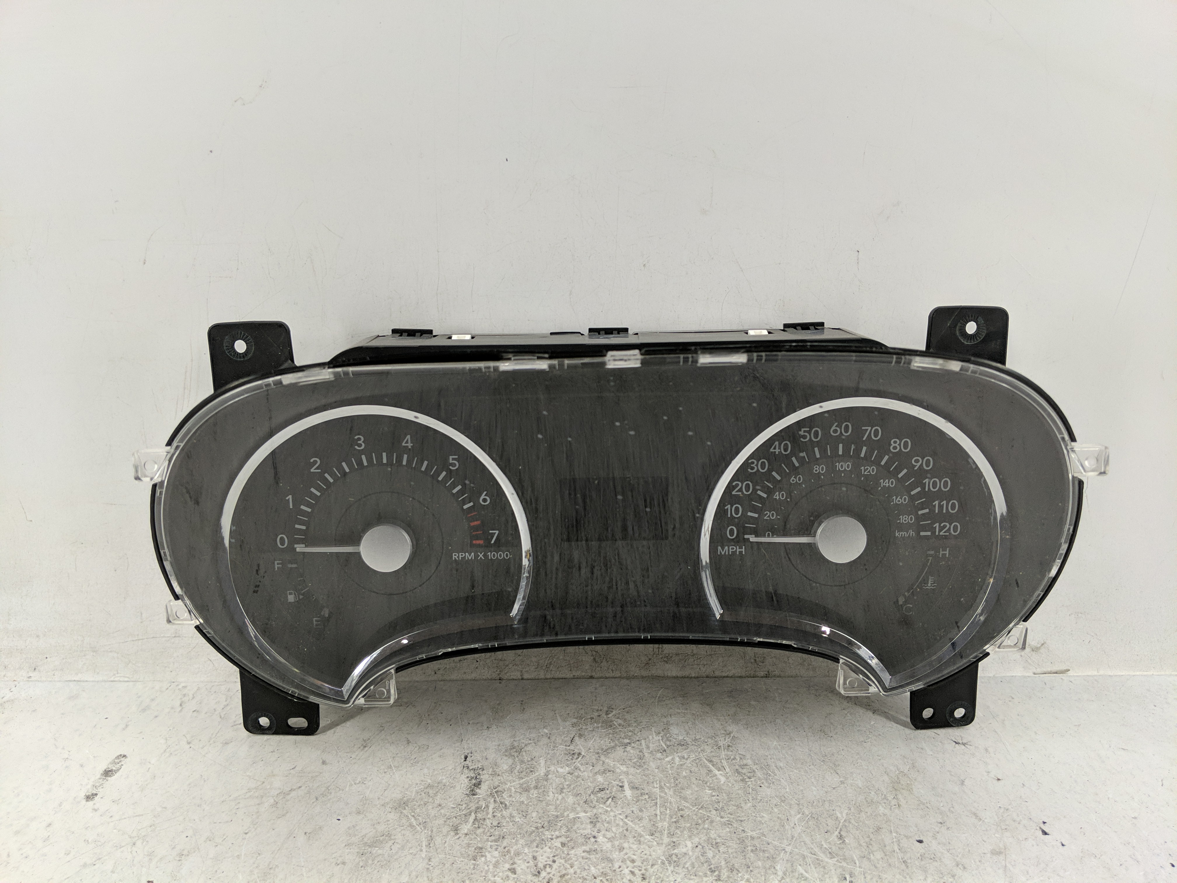 Picture of 2006-2007 Mercury Mountaineer Speedometer Instrument Cluster Gauges 1226219