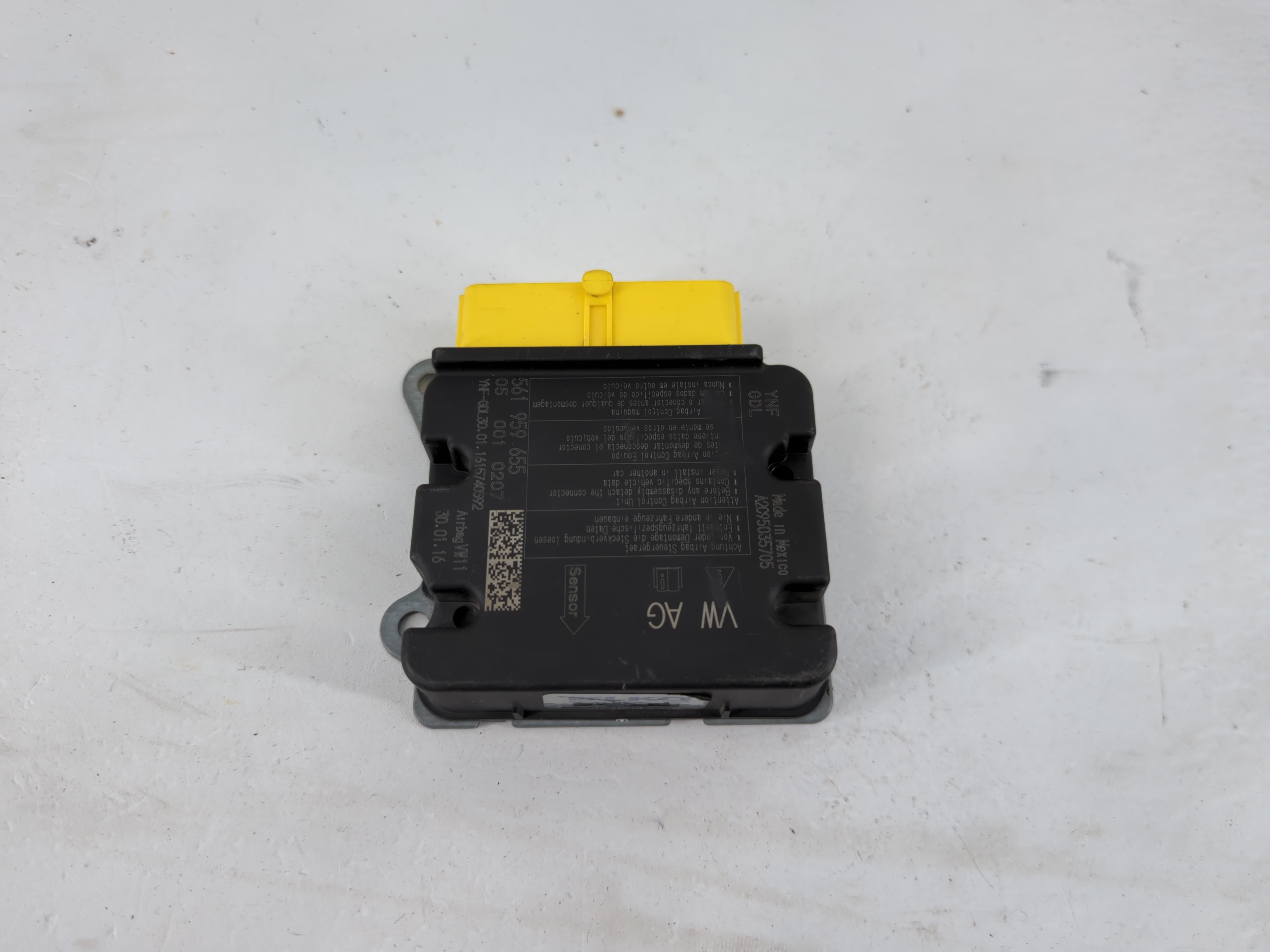 Picture of 2016 Volkswagen Jetta Airbag Control Module 561 959 655 1226296