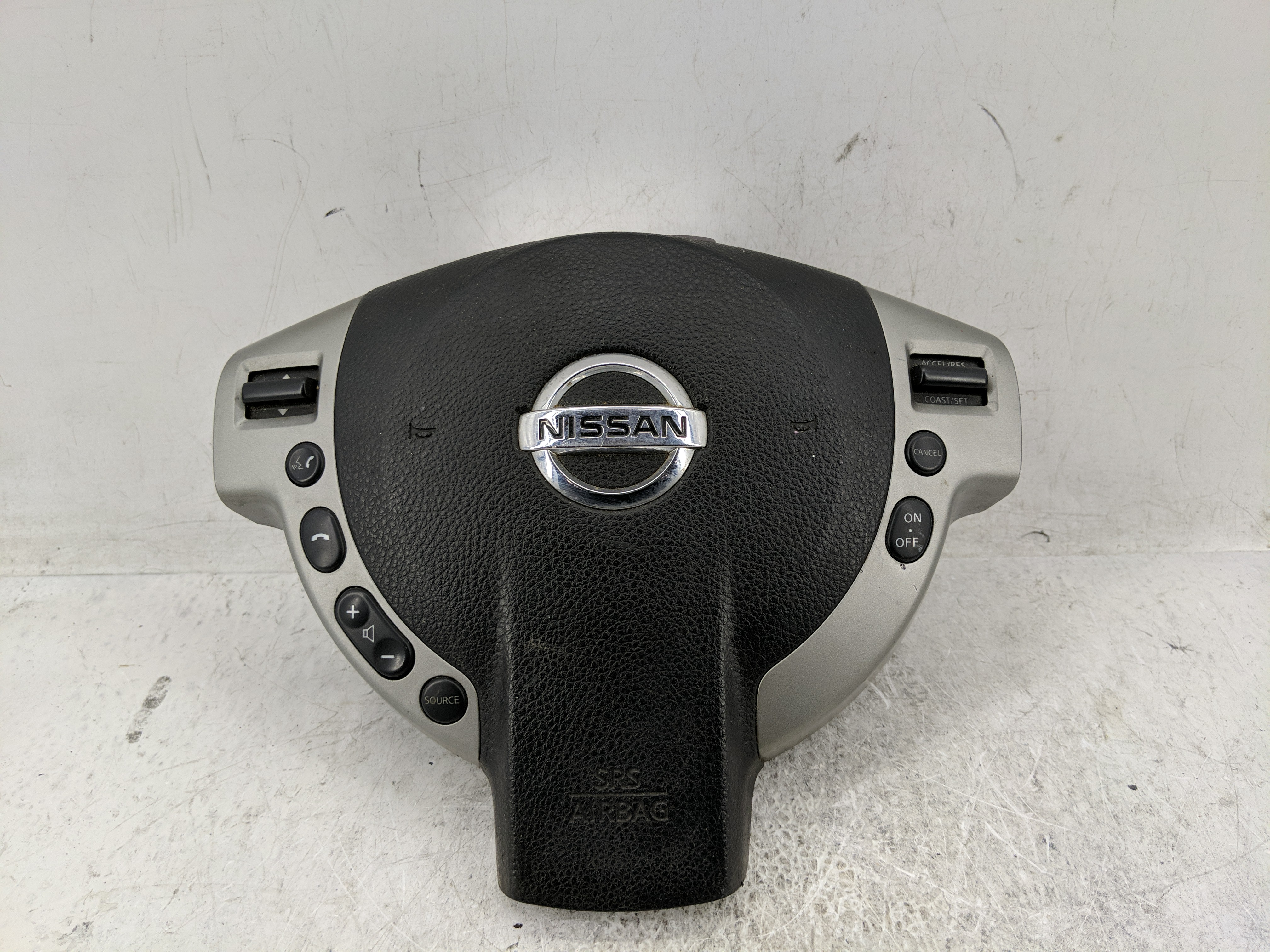 Picture of 2010-2012 Nissan Rogue Air Bag Driver Left Steering Wheel Mounted 1226349