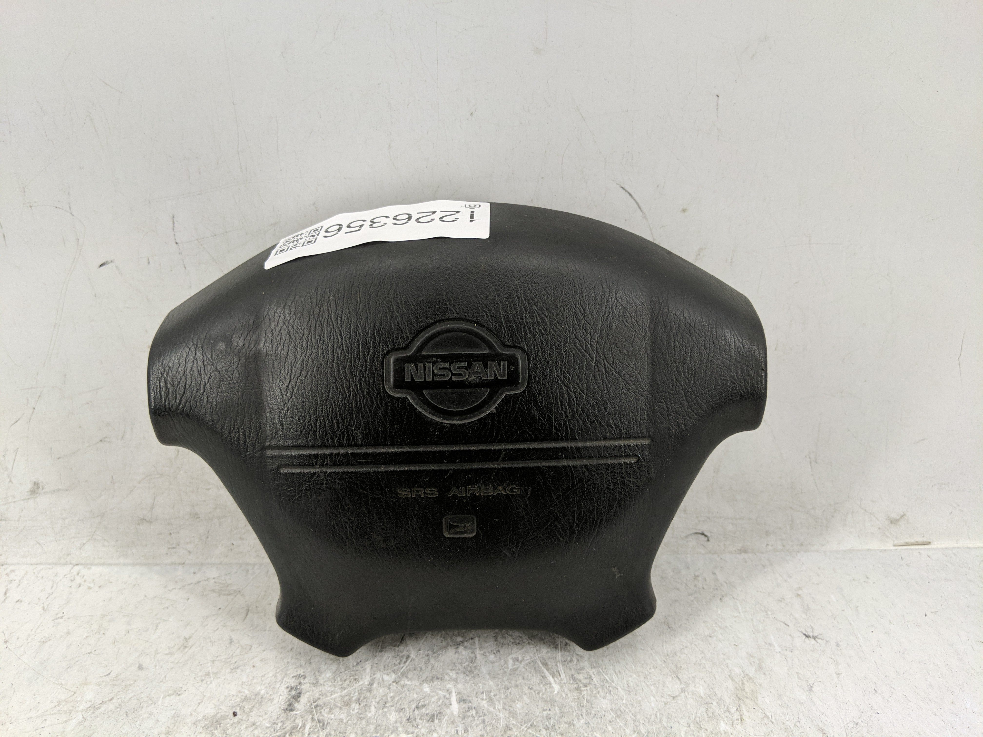 Picture of 2000-2000 Nissan Xterra Air Bag Driver Left Steering Wheel Mounted 1226356