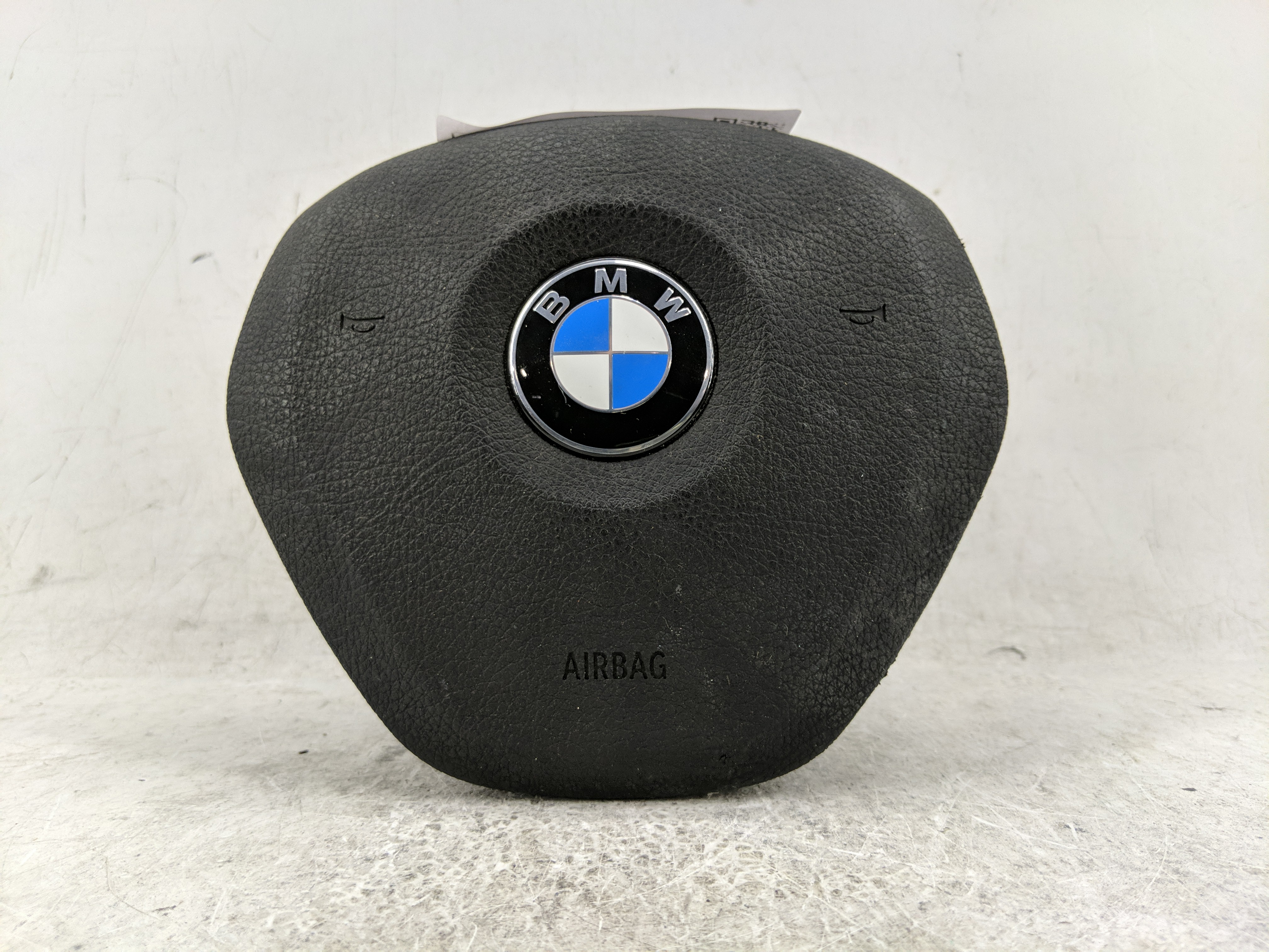 Picture of 2017-2019 Bmw 330i Air Bag Driver Left Steering Wheel Mounted 1226363