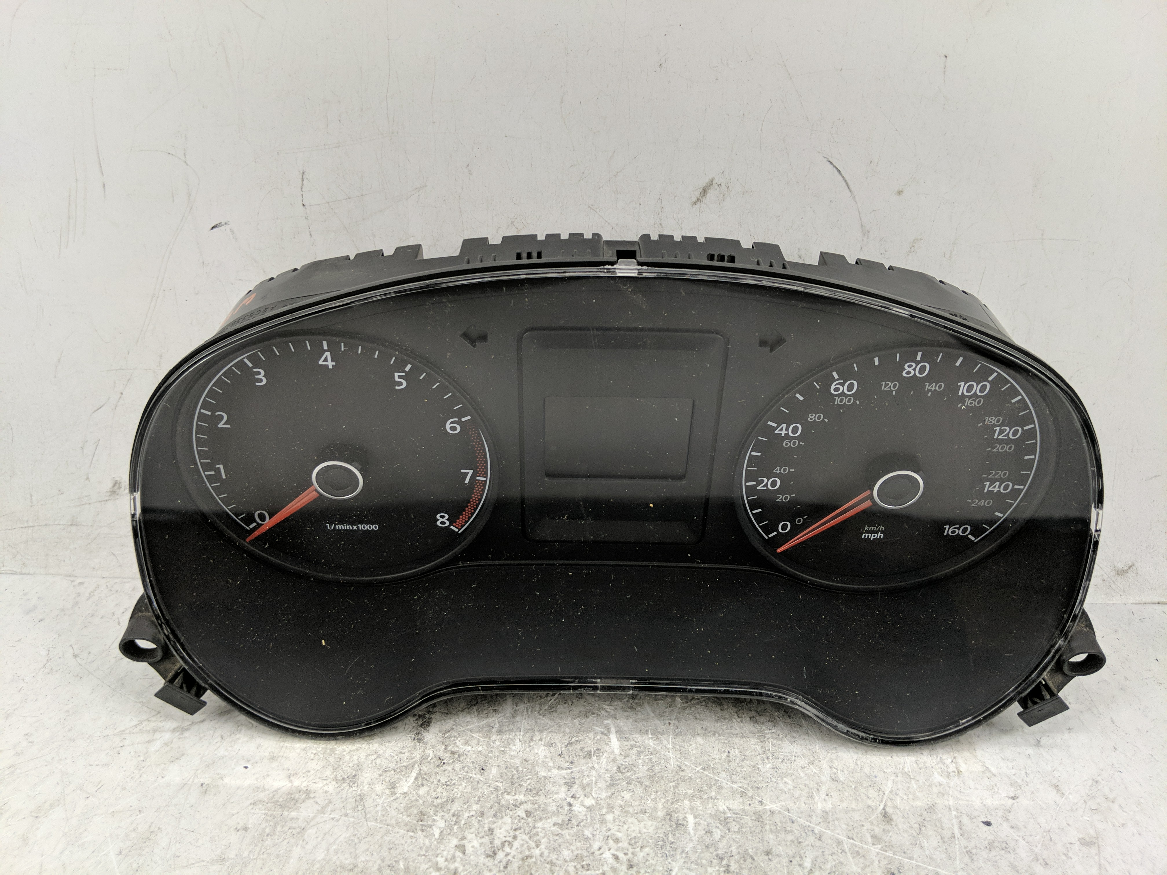 Picture of 2011-2012 Volkswagen Jetta Speedometer Instrument Cluster Gauges 1226409
