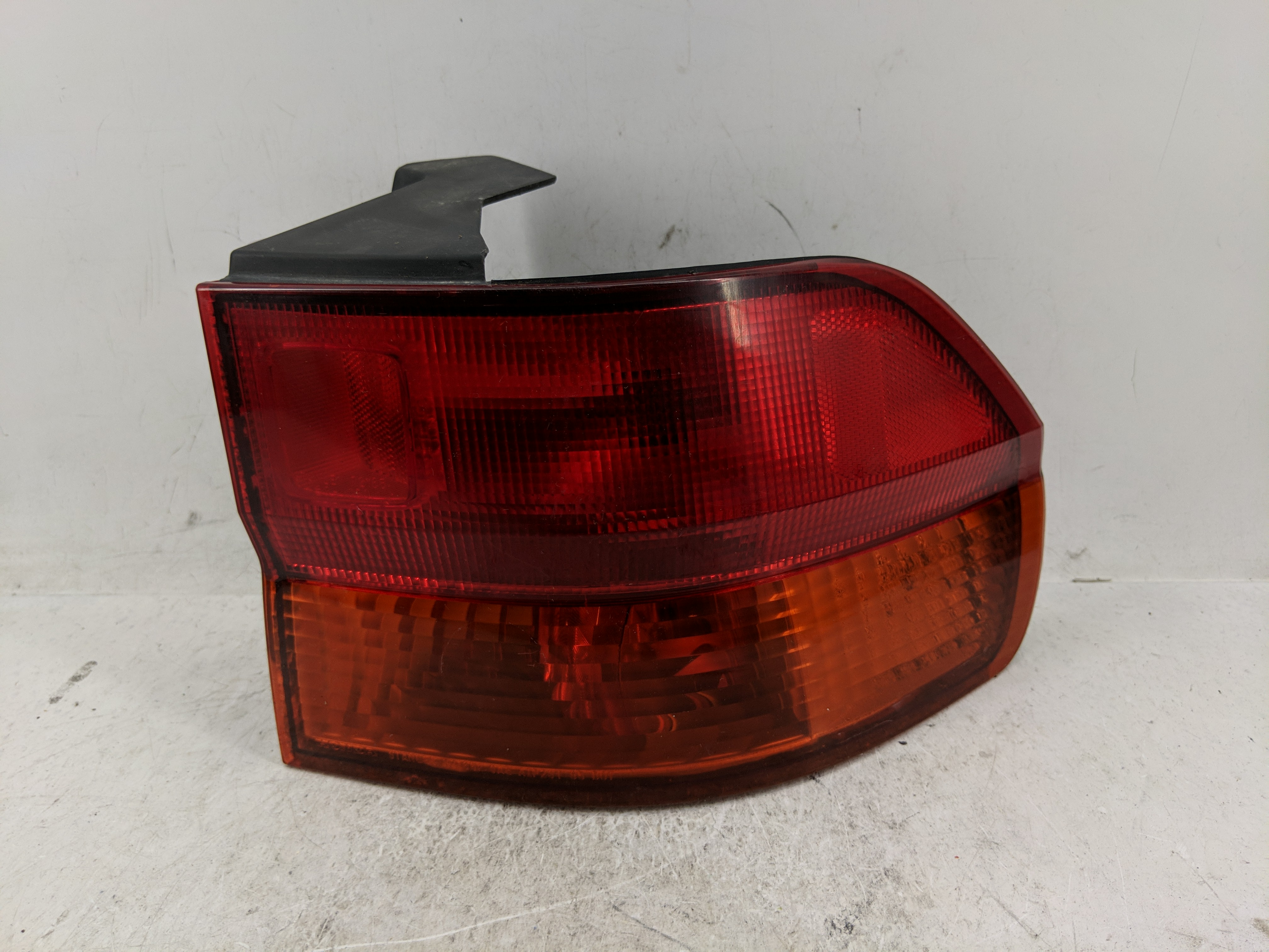 Picture of 1999-2001 Honda Odyssey Passenger Right Side Tail Light Taillight Oem 1226435