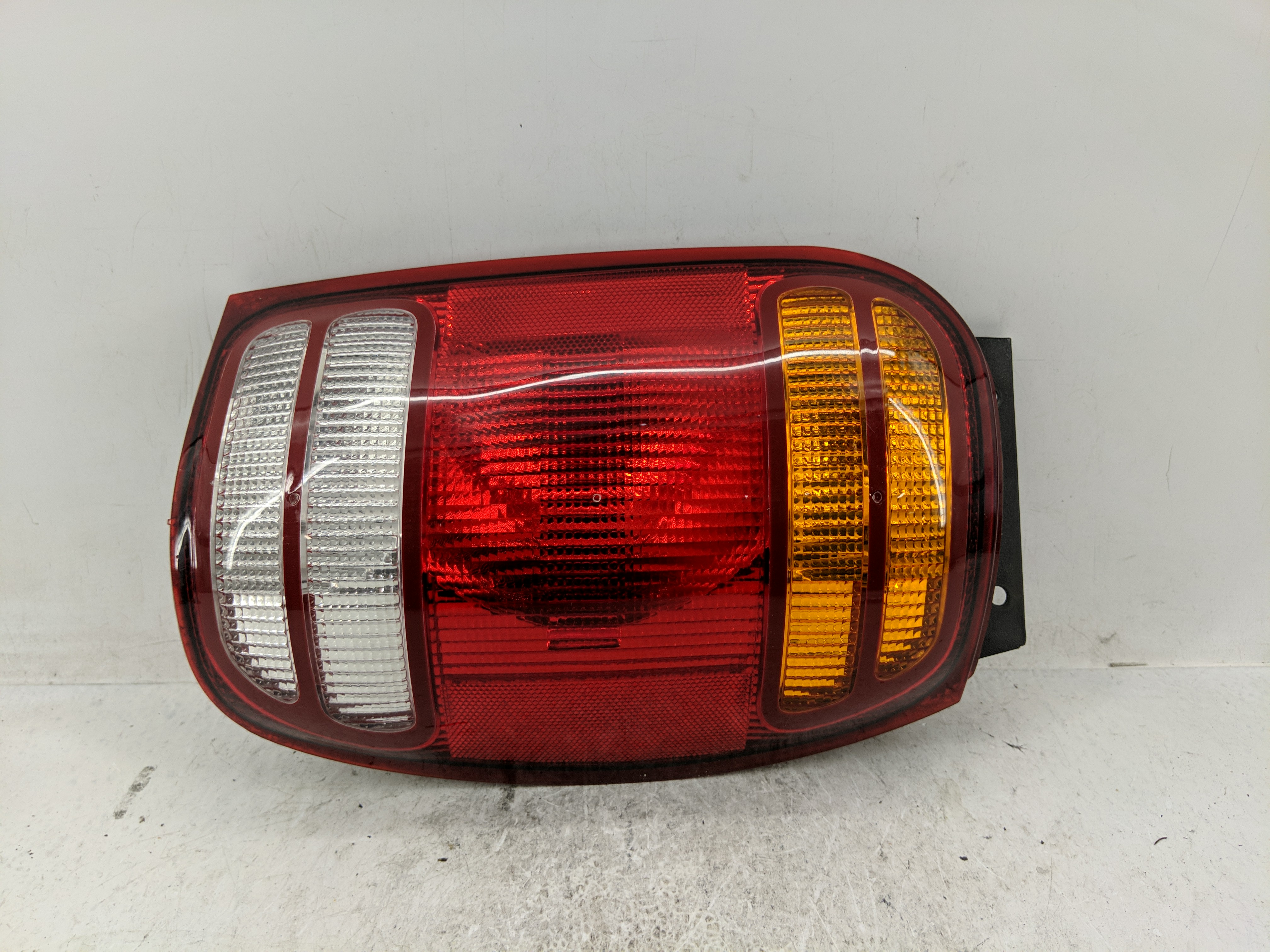 Picture of 1998-2001 Ford Explorer Passenger Right Side Tail Light Taillight Oem 1226440