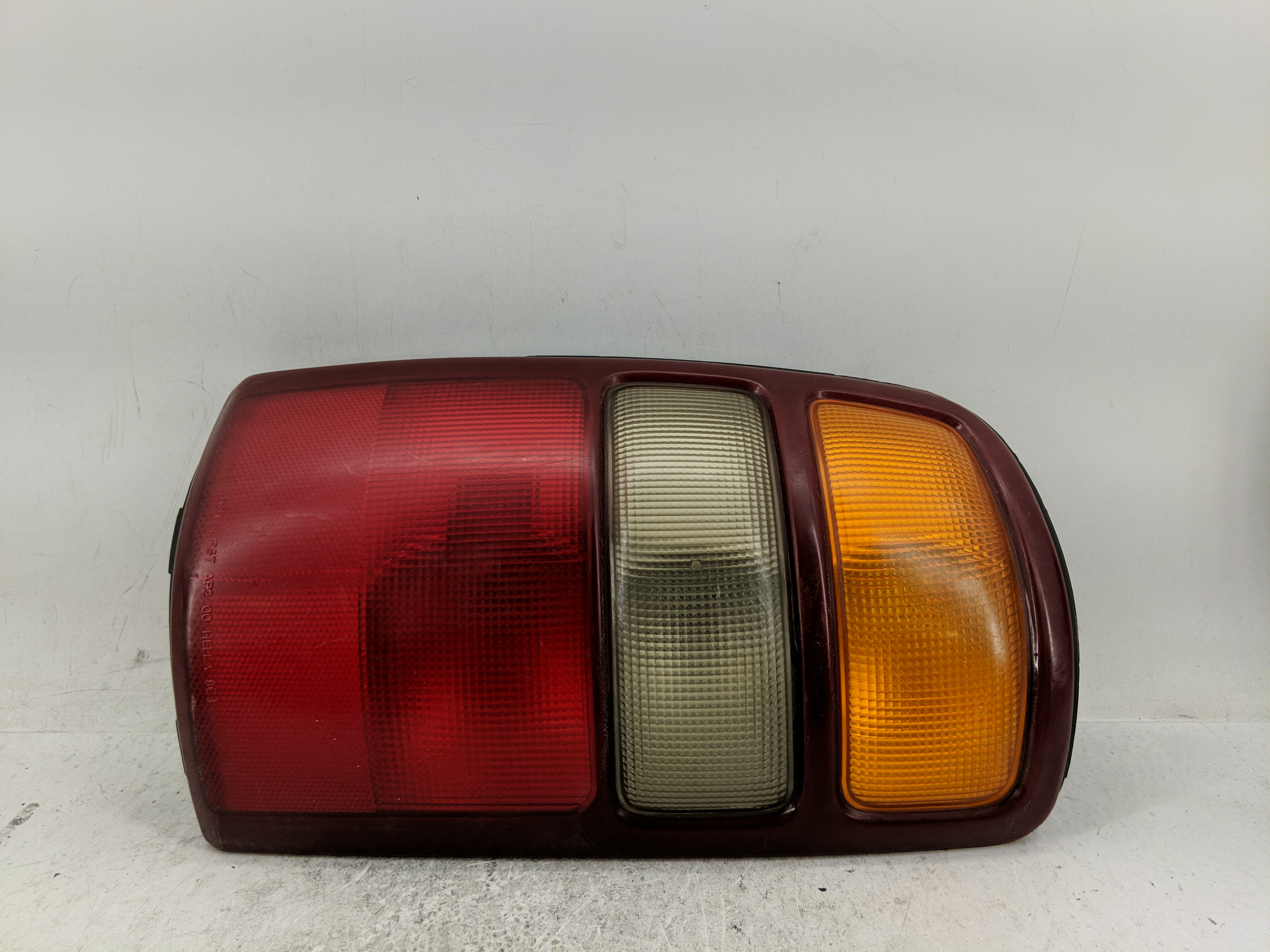 Picture of 2000-2003 Chevrolet Tahoe Driver Left Side Tail Light Taillight Oem 1226450