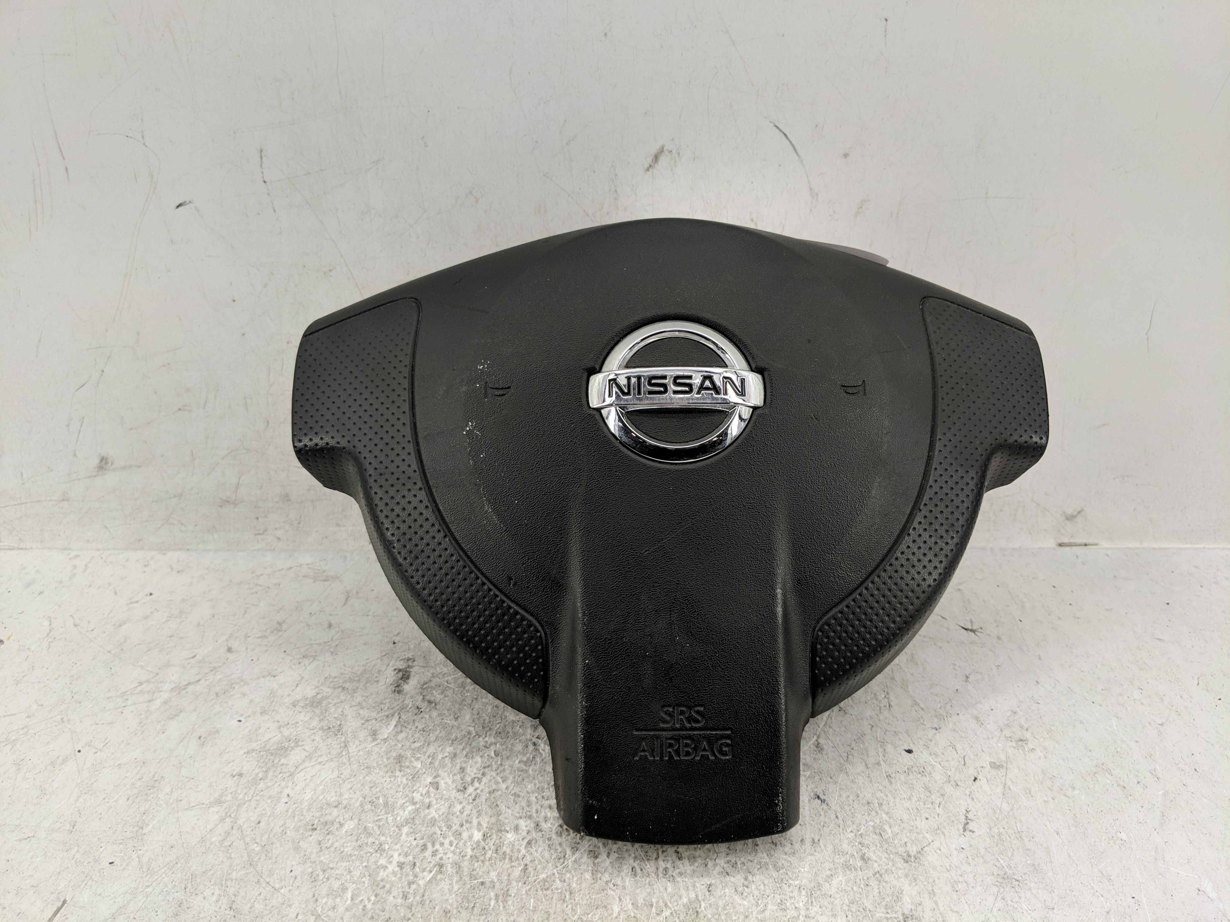 Picture of 2010-2012 Nissan Sentra Air Bag Driver Left Steering Wheel Mounted 1226486
