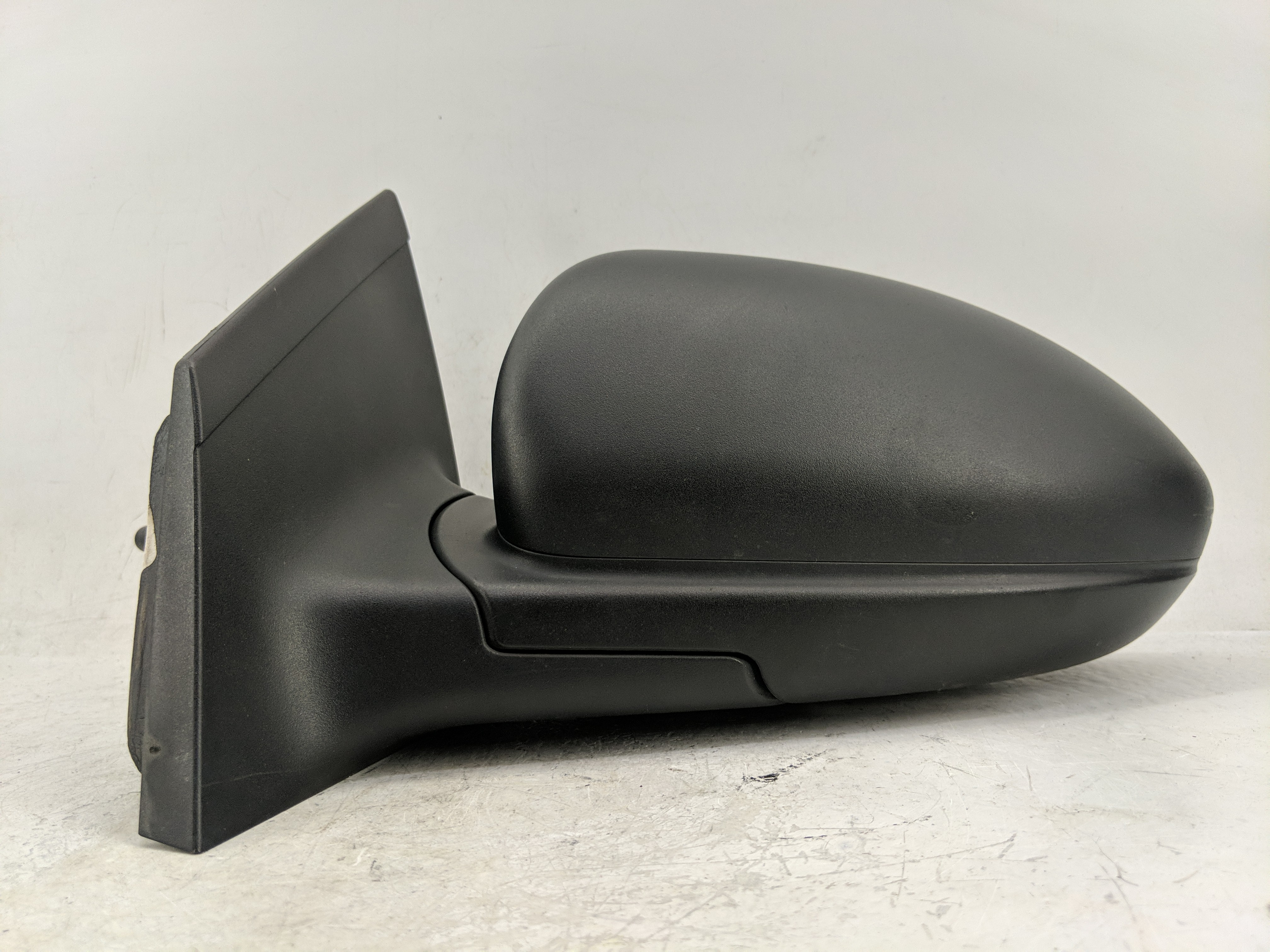Picture of 2011-2014 Chevrolet Cruze Driver Left Side View Manual Door Mirror Black 1226548