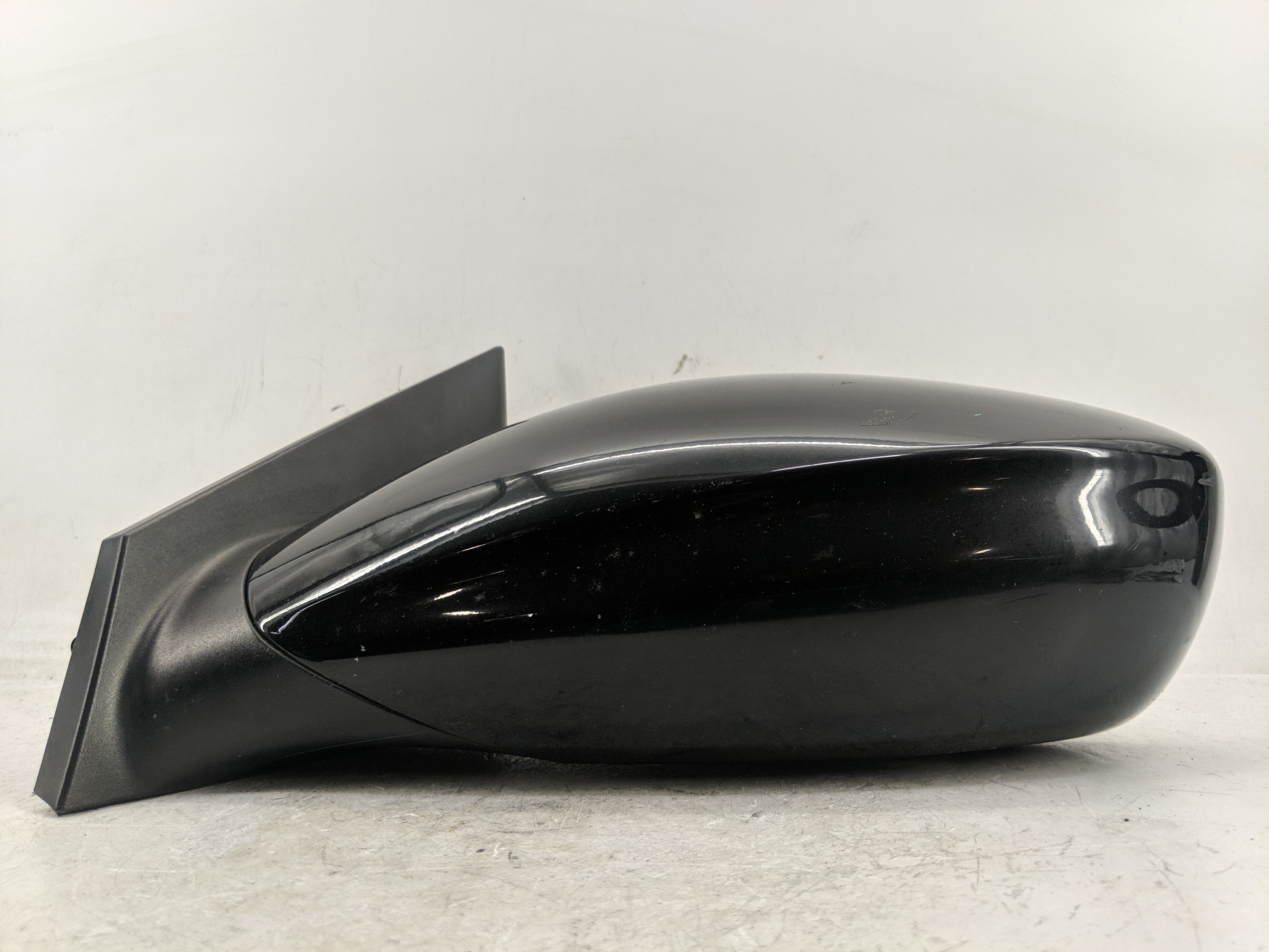 2011-2014 Hyundai Sonata Driver Left Side View Manual Door Mirror Black 1226558 - Oemusedautoparts1.com