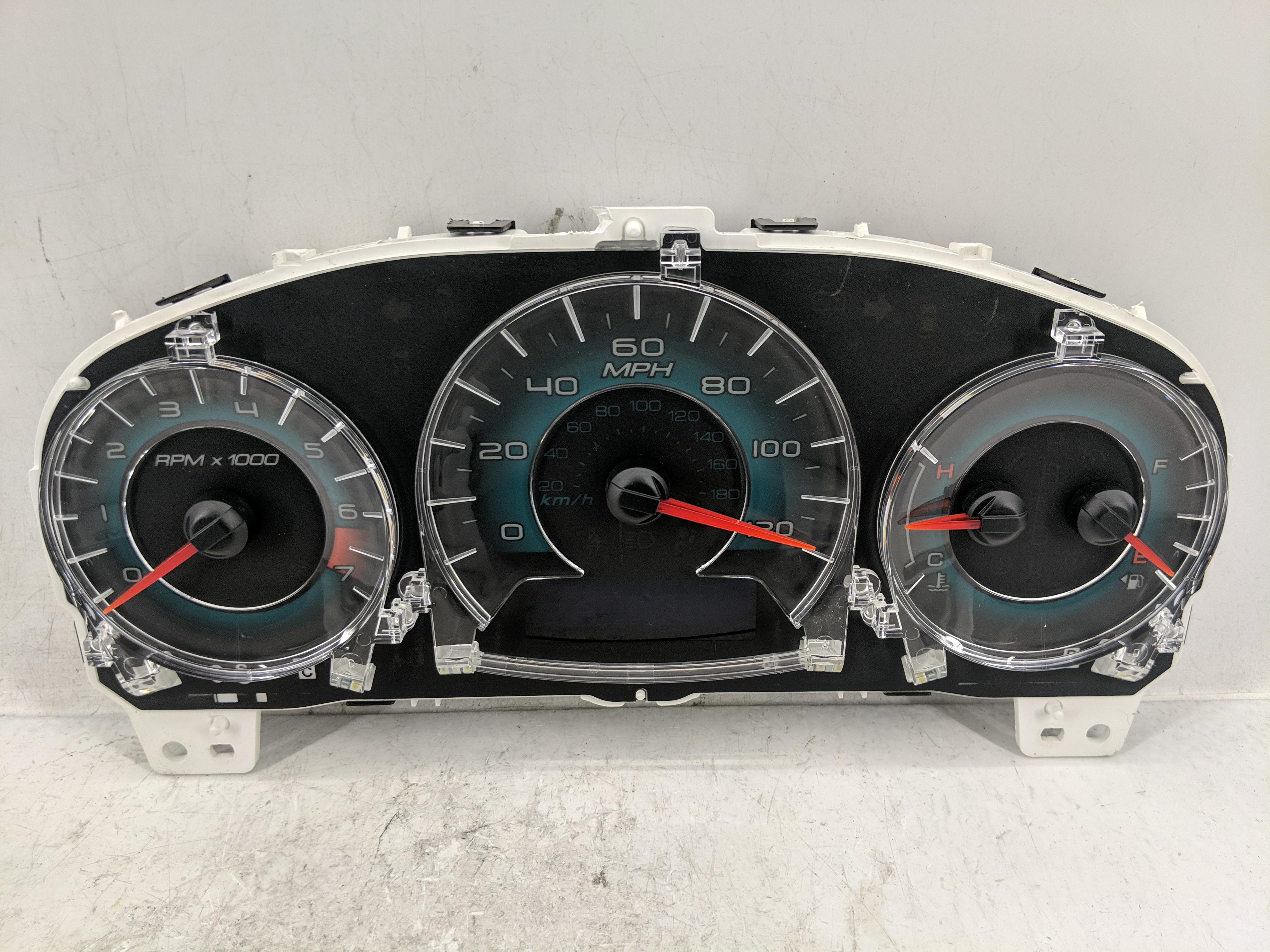 Picture of 2010-2010 Ford Fusion Speedometer Instrument Cluster Gauges 1226571