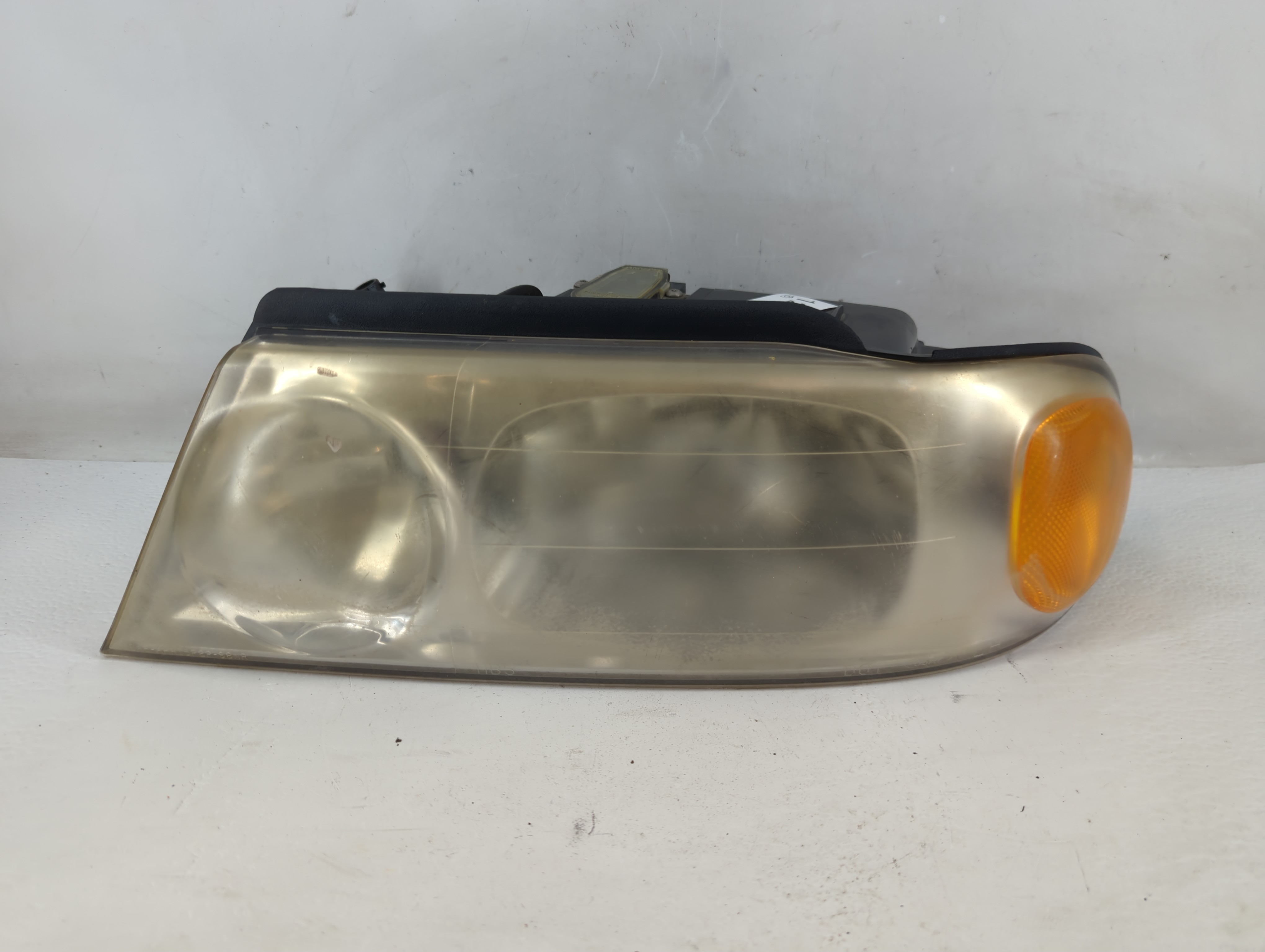 Picture of 1998 Lincoln Navigator Passenger Right Oem Head Light Headlight Lamp 1226576