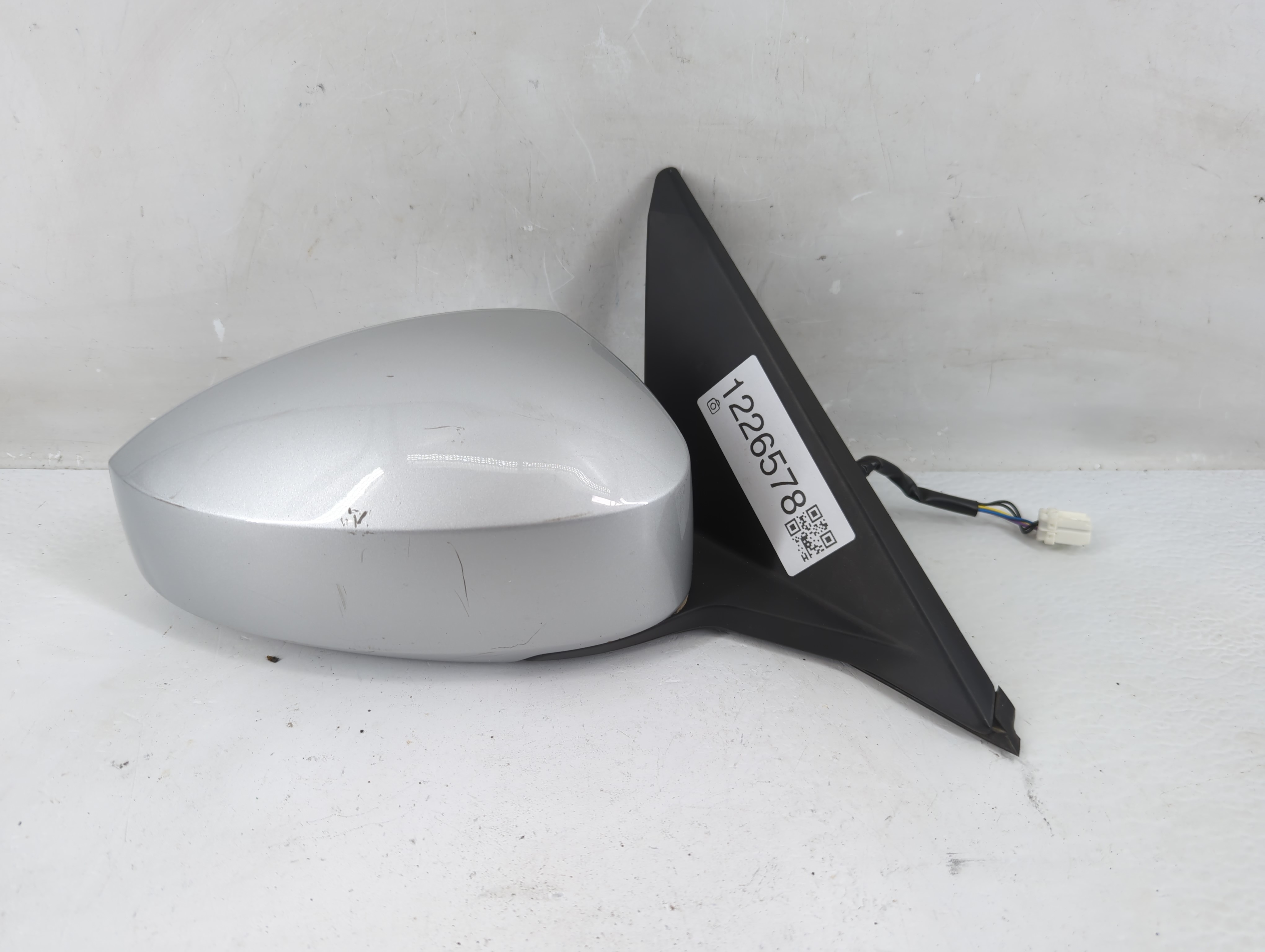 Picture of 2005-2009 Nissan 350z Passenger Right Side View Manual Door Mirror 1226578