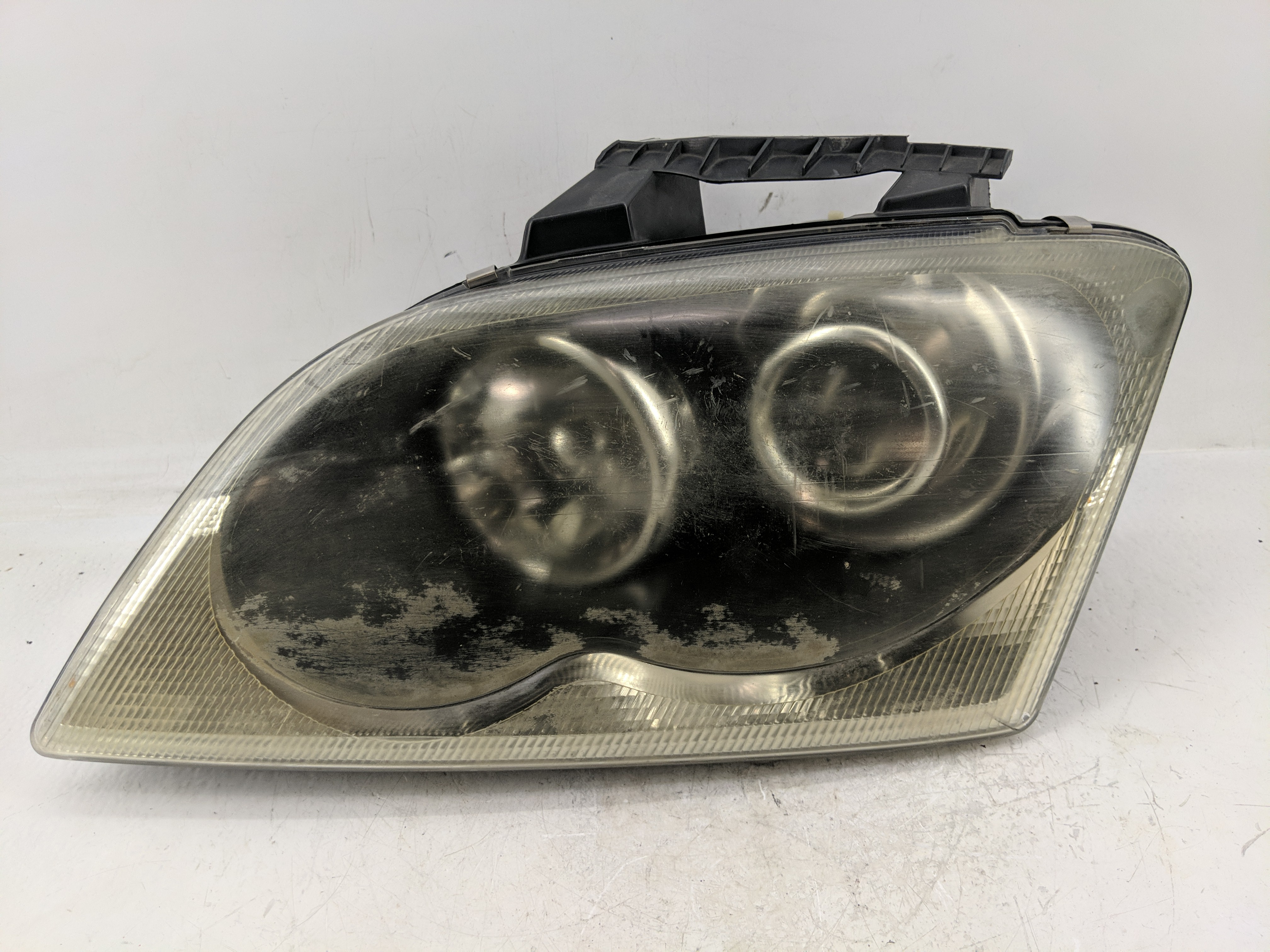 Picture of 2004-2006 Chrysler Pacifica Driver Left Oem Head Light Headlight Lamp 1226627