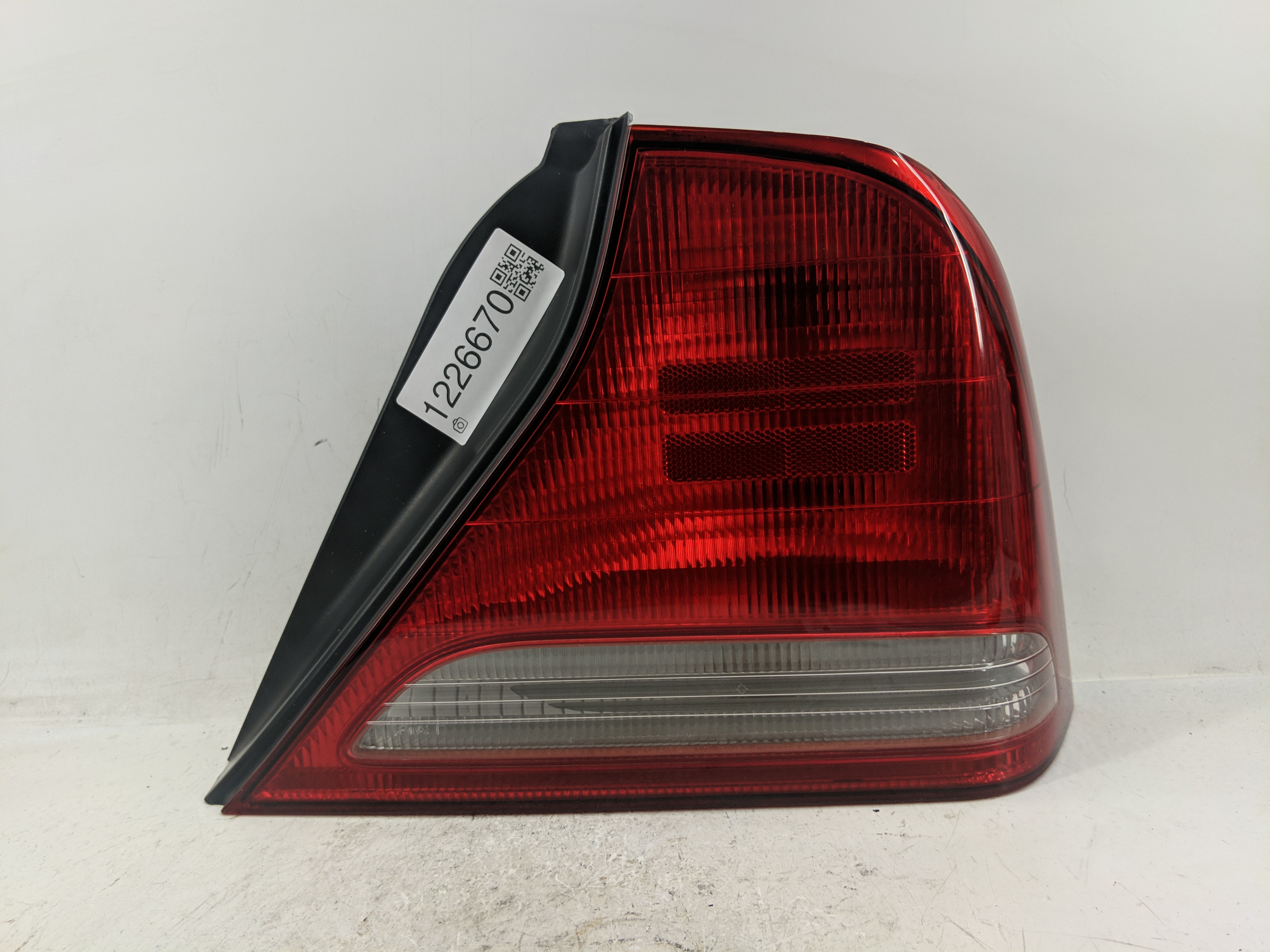 2004-2006 Suzuki Verona Passenger Right Side Tail Light Taillight Oem 1226670 - Oemusedautoparts1.com