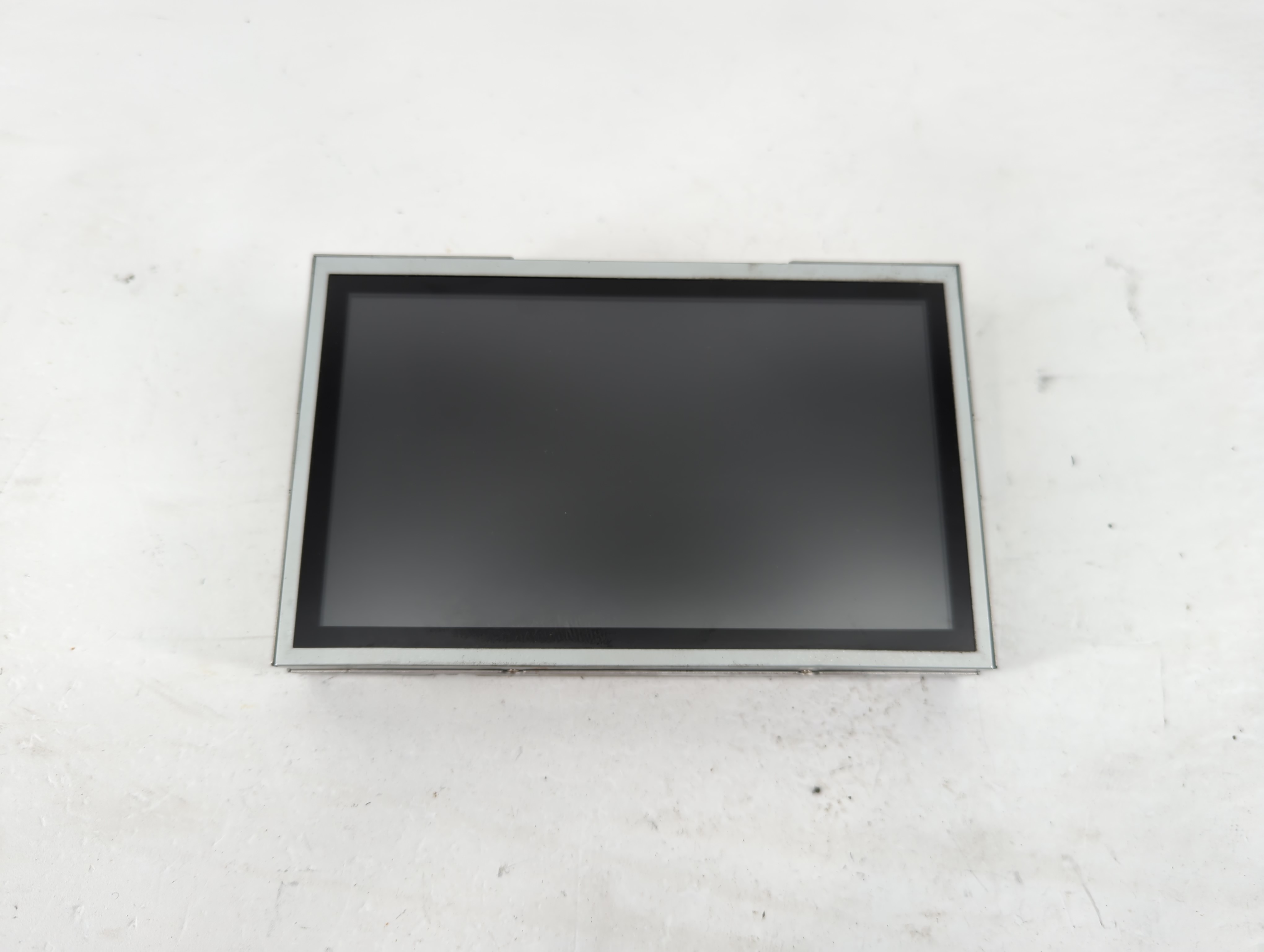 Picture of 2005-2007 Nissan Armada Information Display Screen 1226683