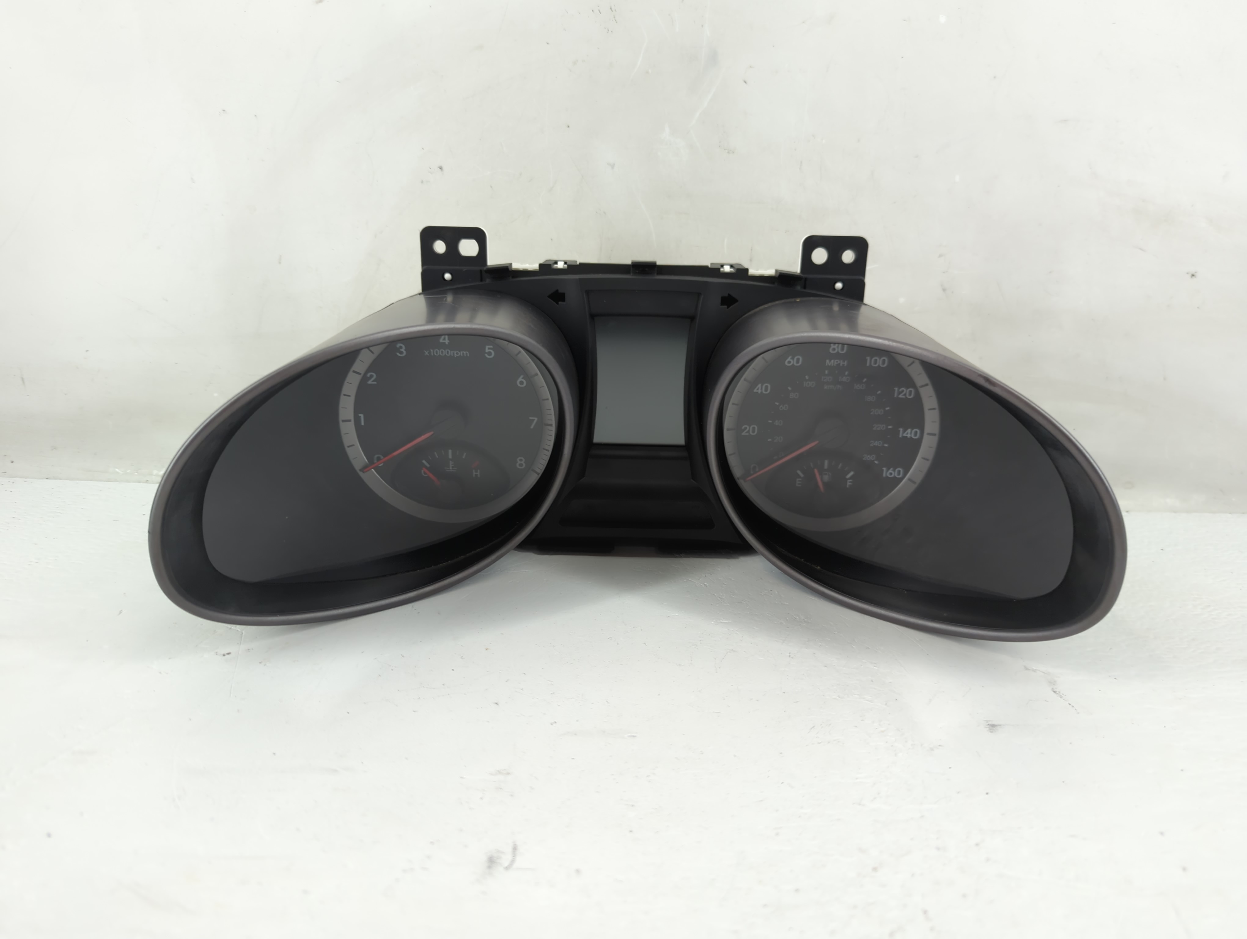 Picture of 2015-2016 Hyundai Santa Fe Speedometer Instrument Cluster Gauges 1226708