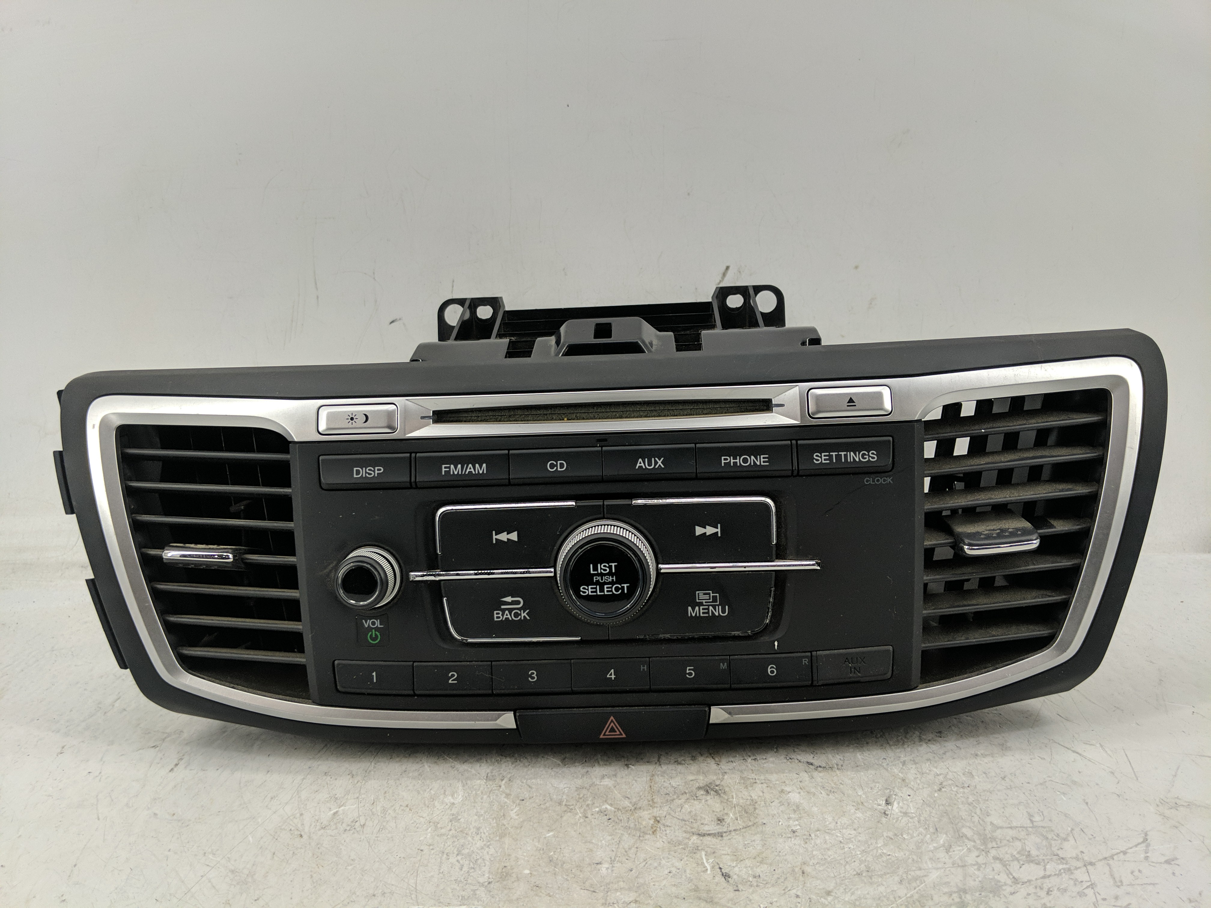 2013-2013 Honda Accord Am Fm Cd Player Radio Receiver 1226717 - Oemusedautoparts1.com