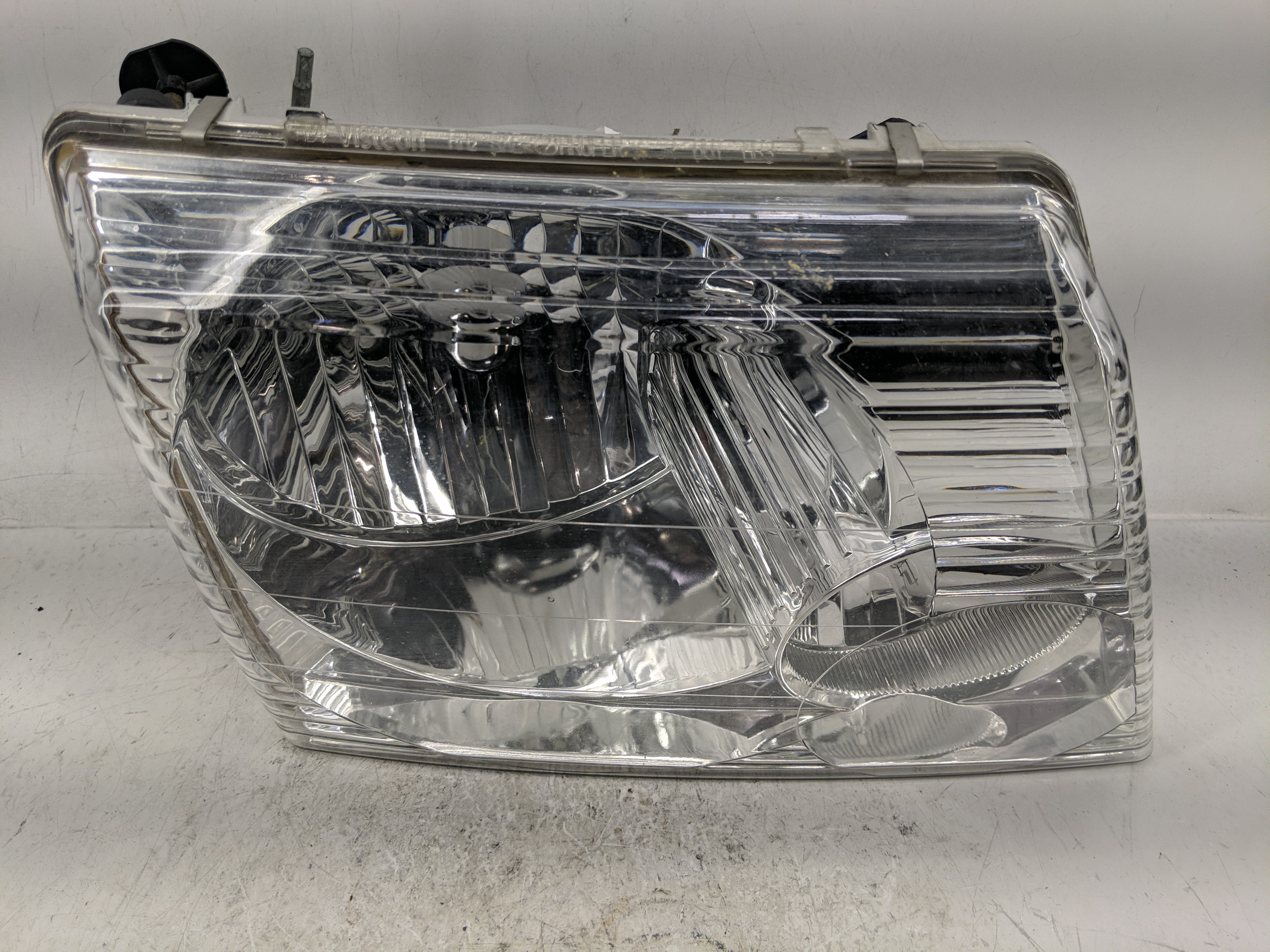 Picture of 2002-2005 Ford Explorer Passenger Right Oem Head Light Headlight Lamp 1226765