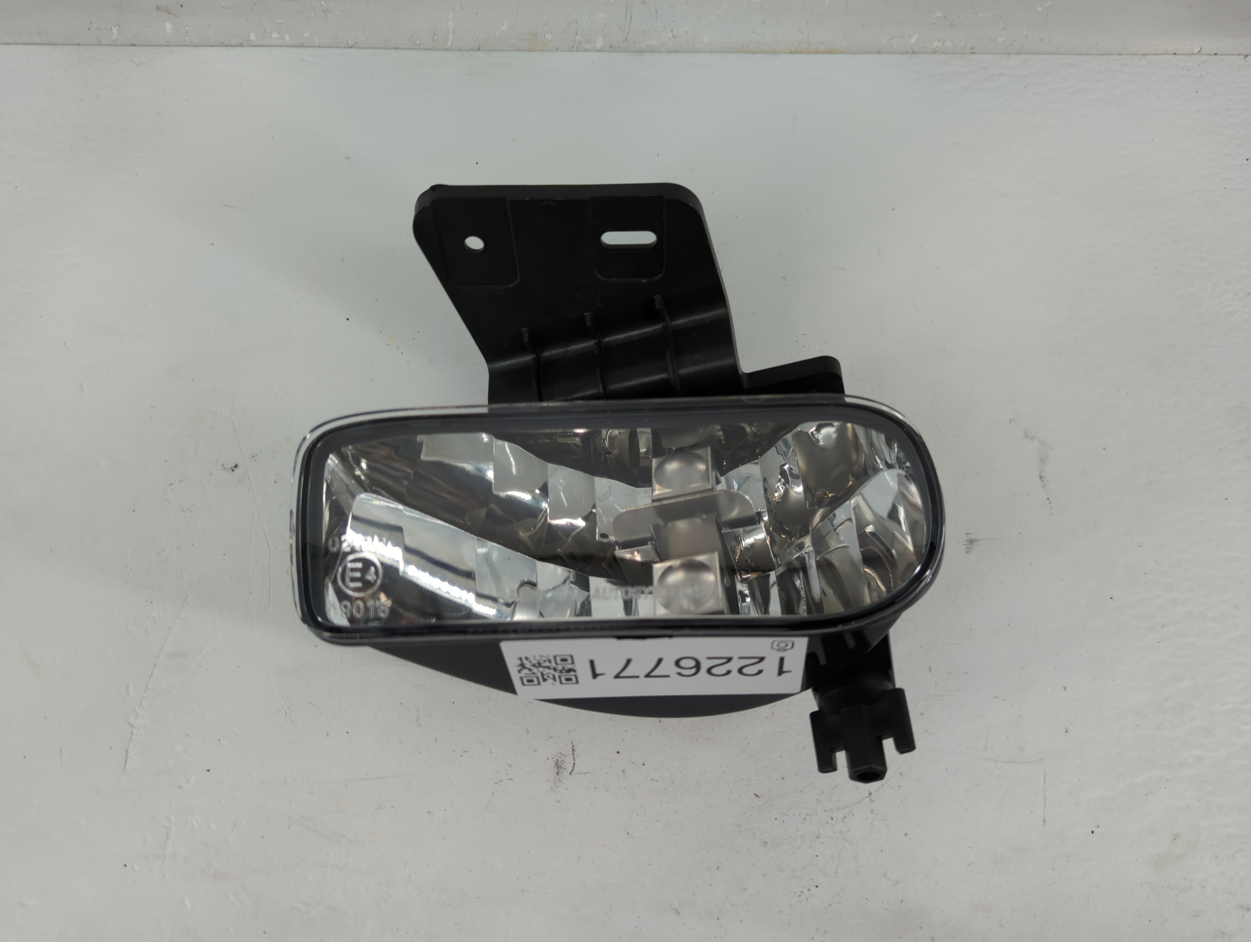 Picture of 1999-2000 Chevrolet Tahoe Driver Left Oem Front Light Lamp 1226771