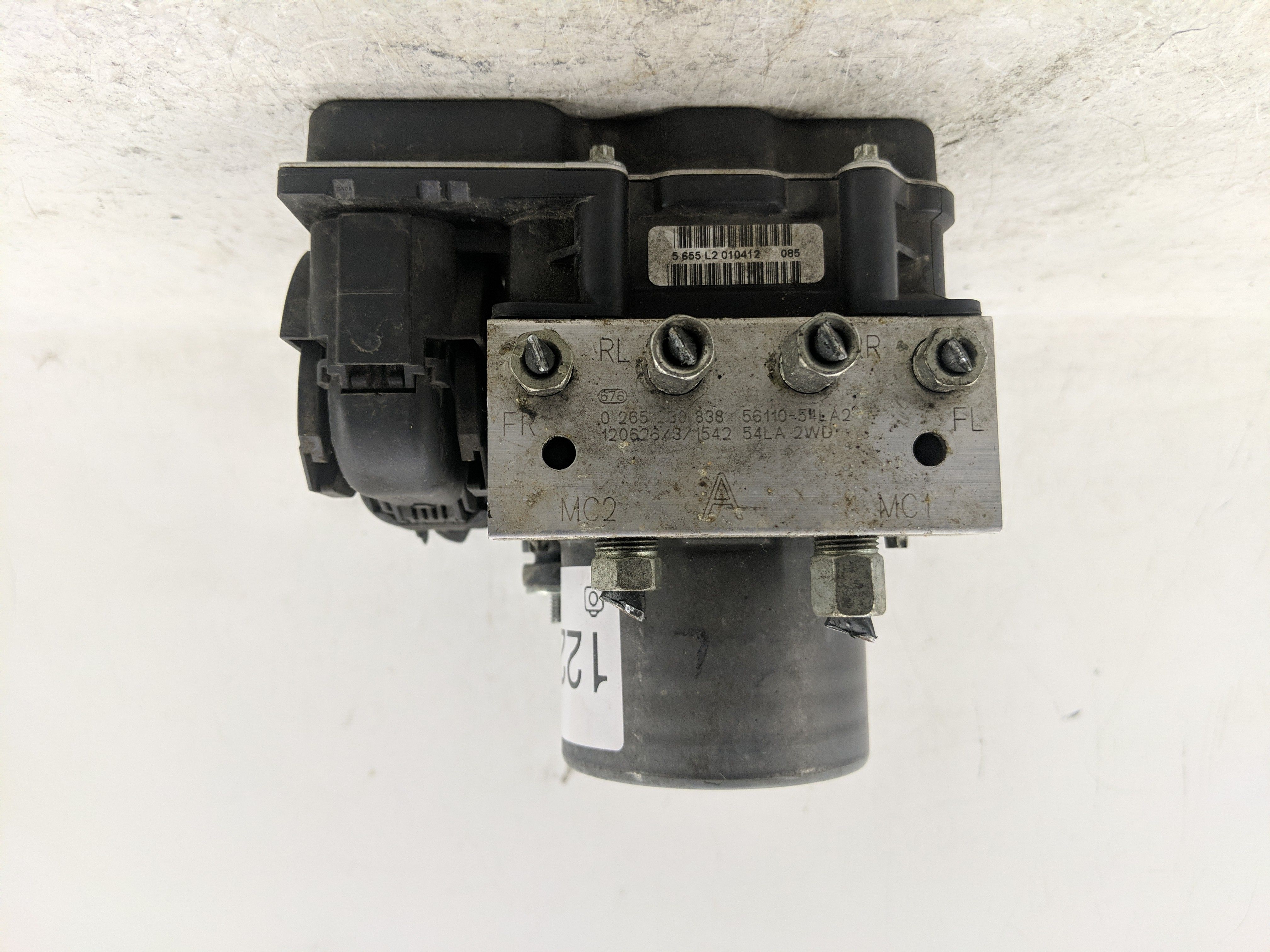 Picture of 2010-2013 Suzuki Sx4 Abs Pump Control Module 1226777