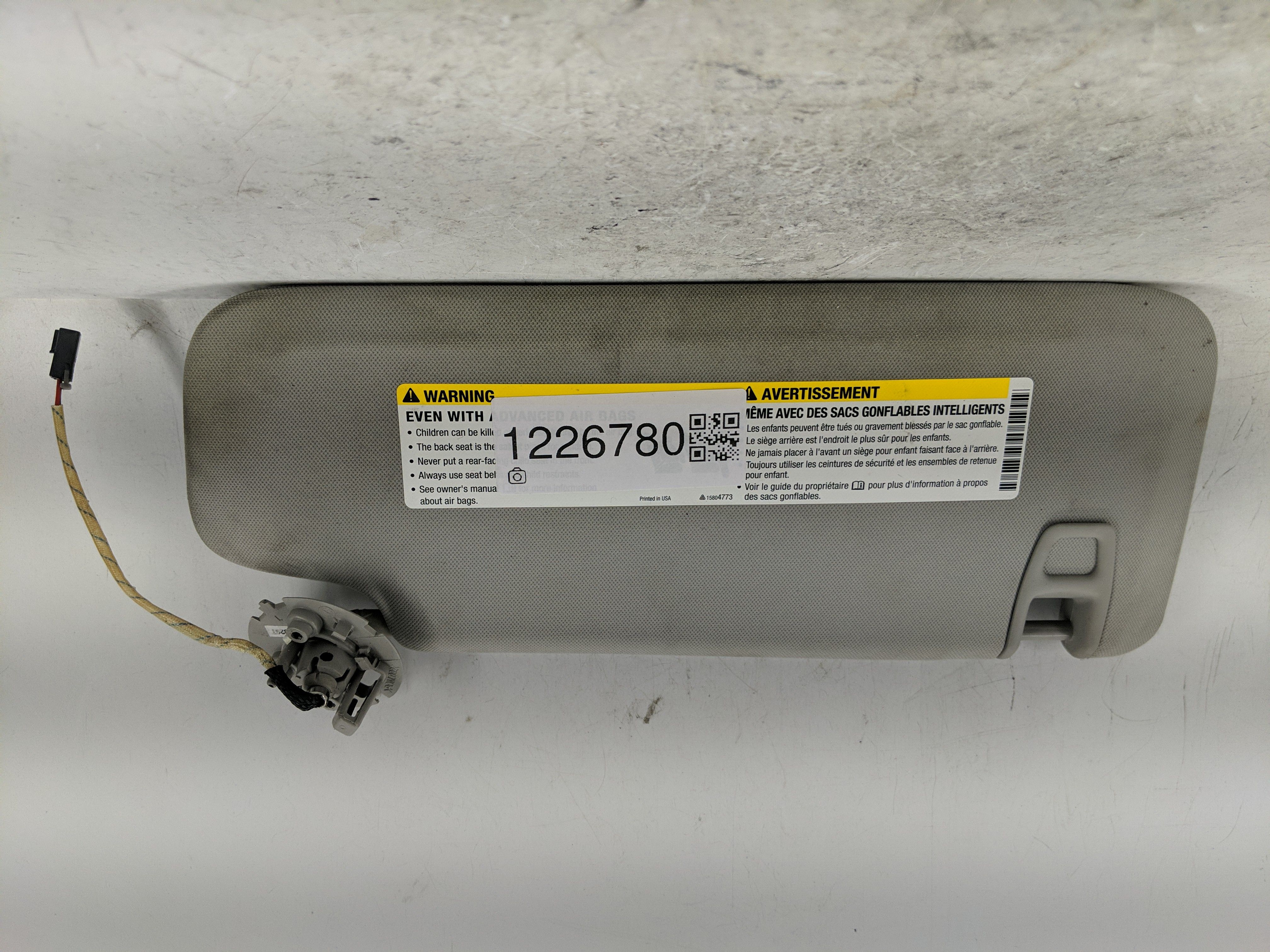 Picture of 2010-2017 Chevrolet Equinox Driver Sun Visor Mirror Left Sunvisor Grey 1226780