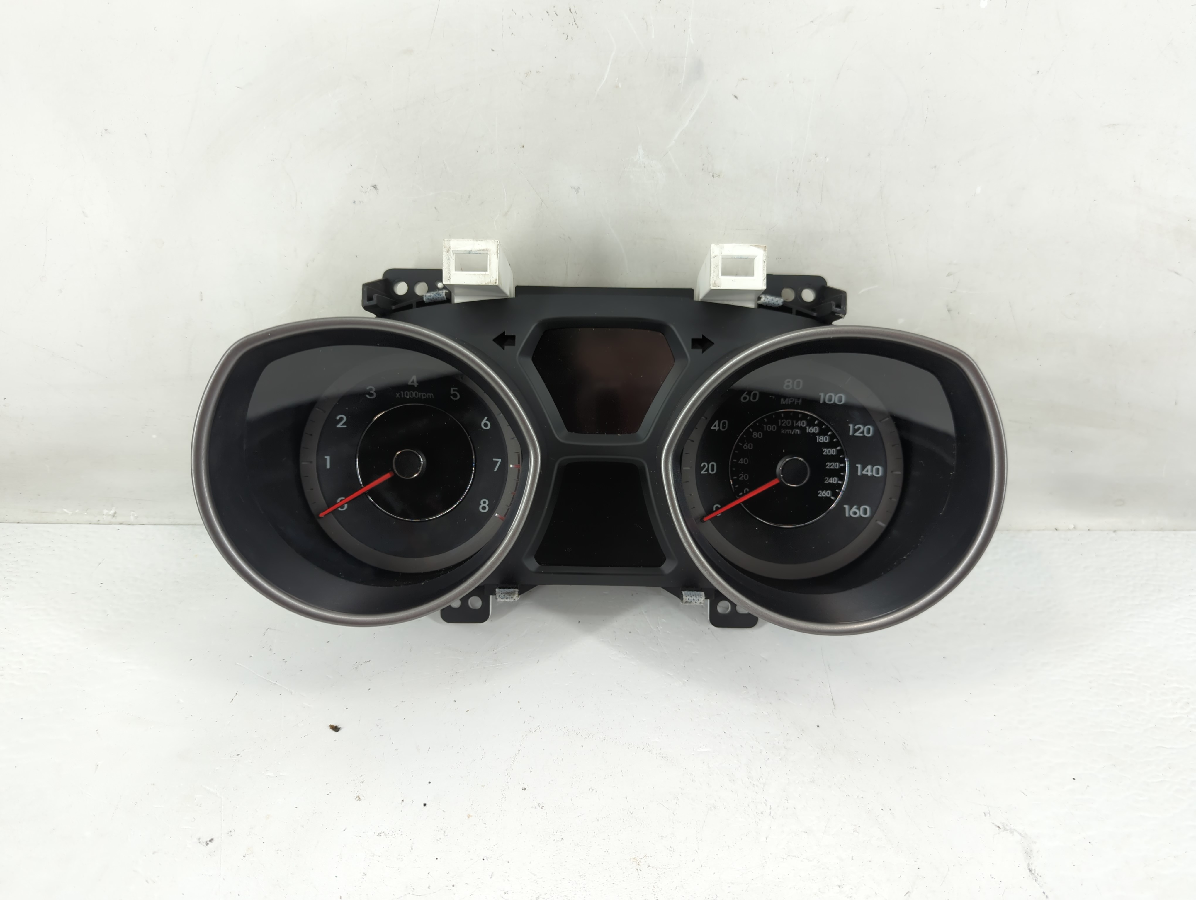 Picture of 2014-2016 Hyundai Elantra Speedometer Instrument Cluster Gauges 1226784