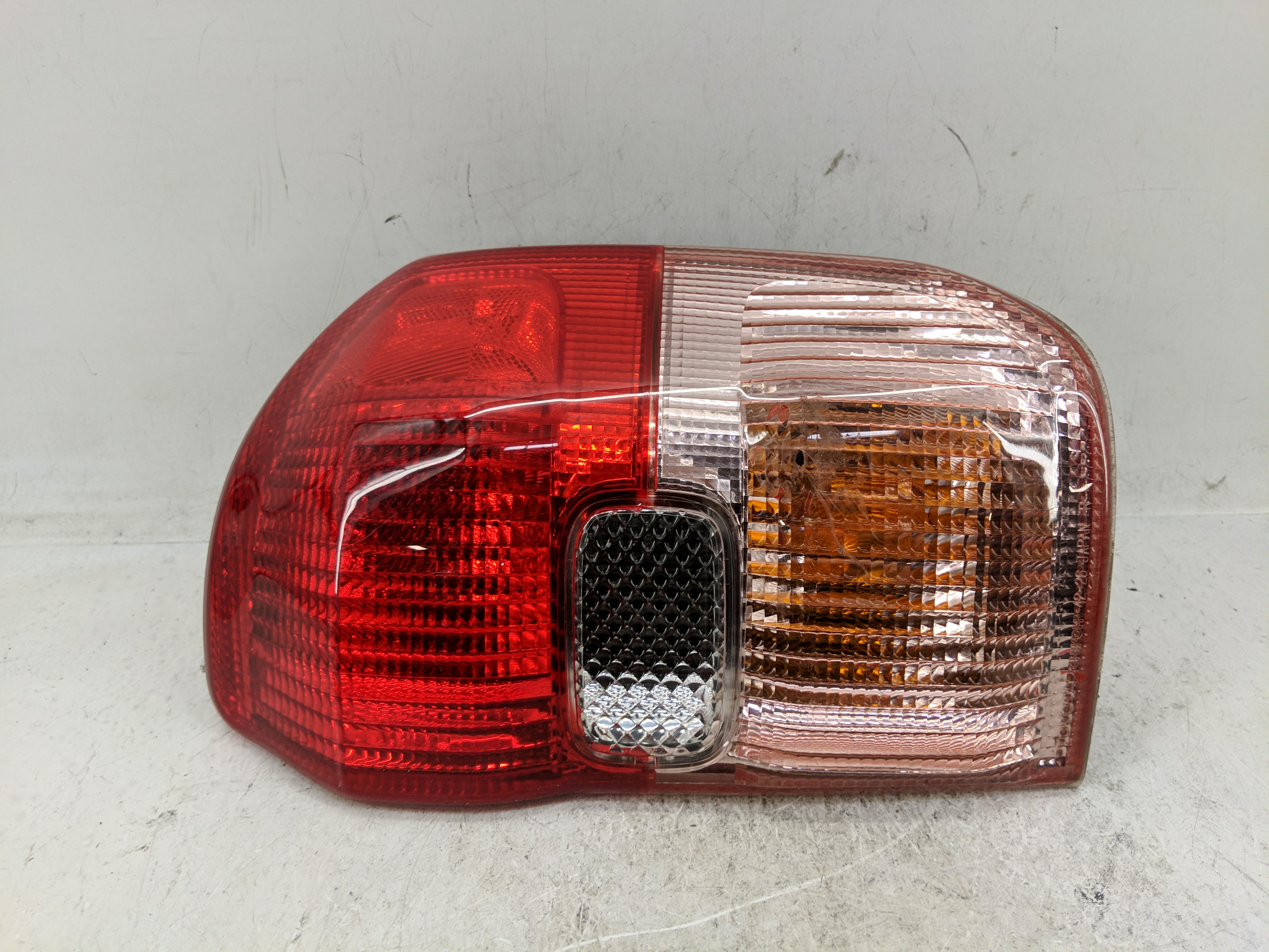 Picture of 2001-2003 Toyota Rav4 Passenger Right Side Tail Light Taillight Oem 1227446