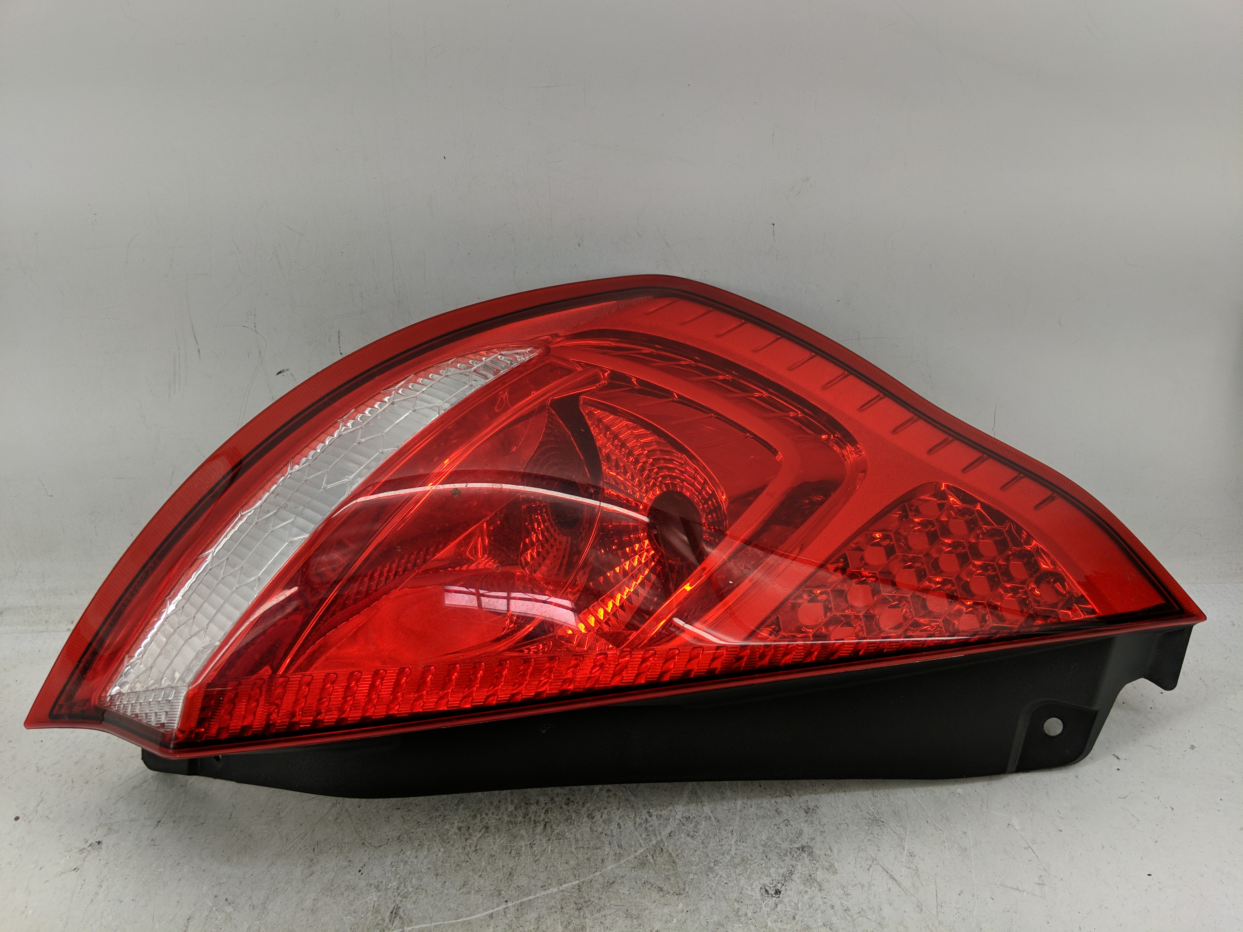 Picture of 2011-2013 Ford Fiesta Driver Left Side Tail Light Taillight Oem 1227482