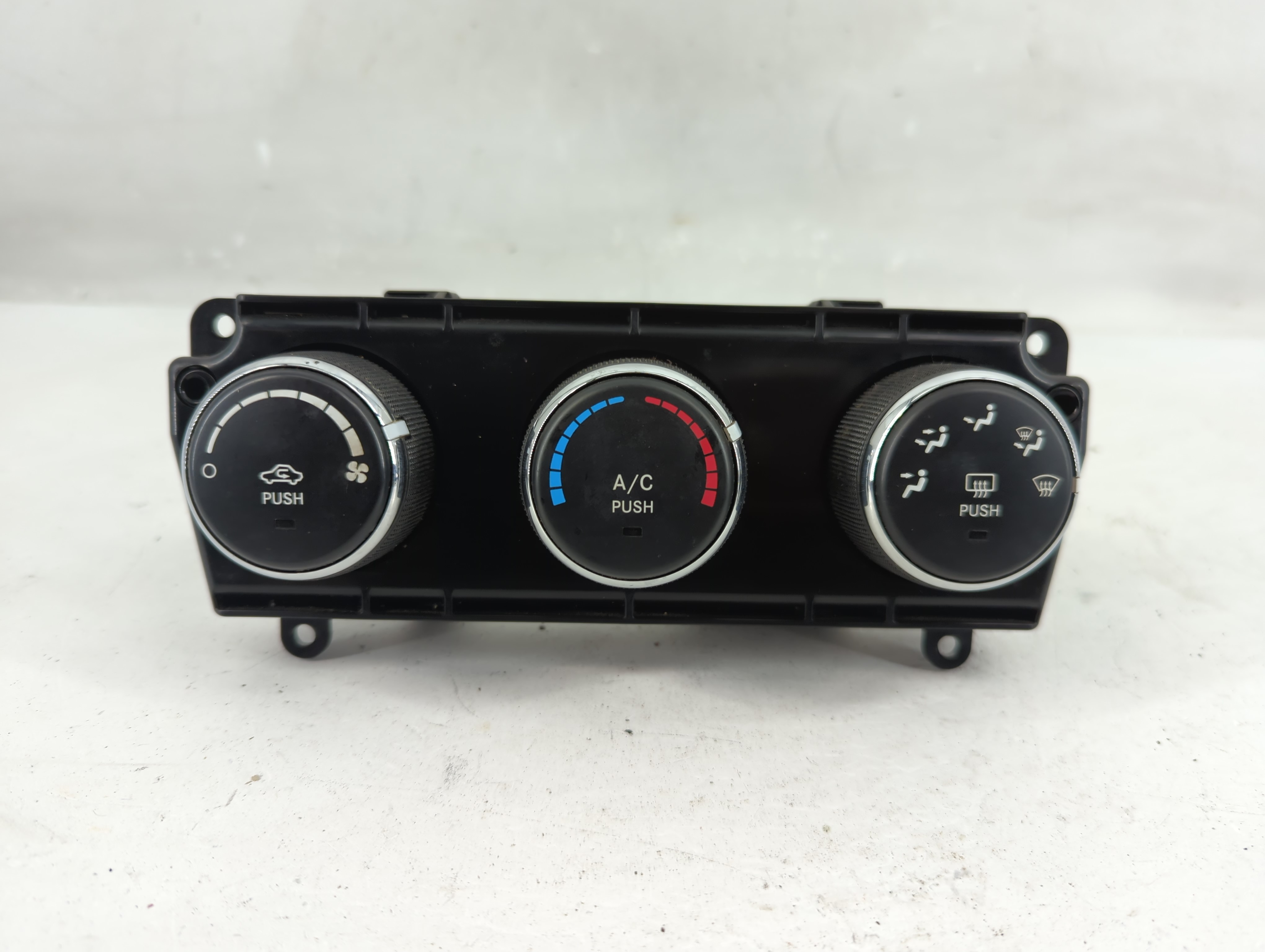 Picture of 2010-2012 Jeep Liberty Ac Heater Roof Climate Control P5511943ae 1227518
