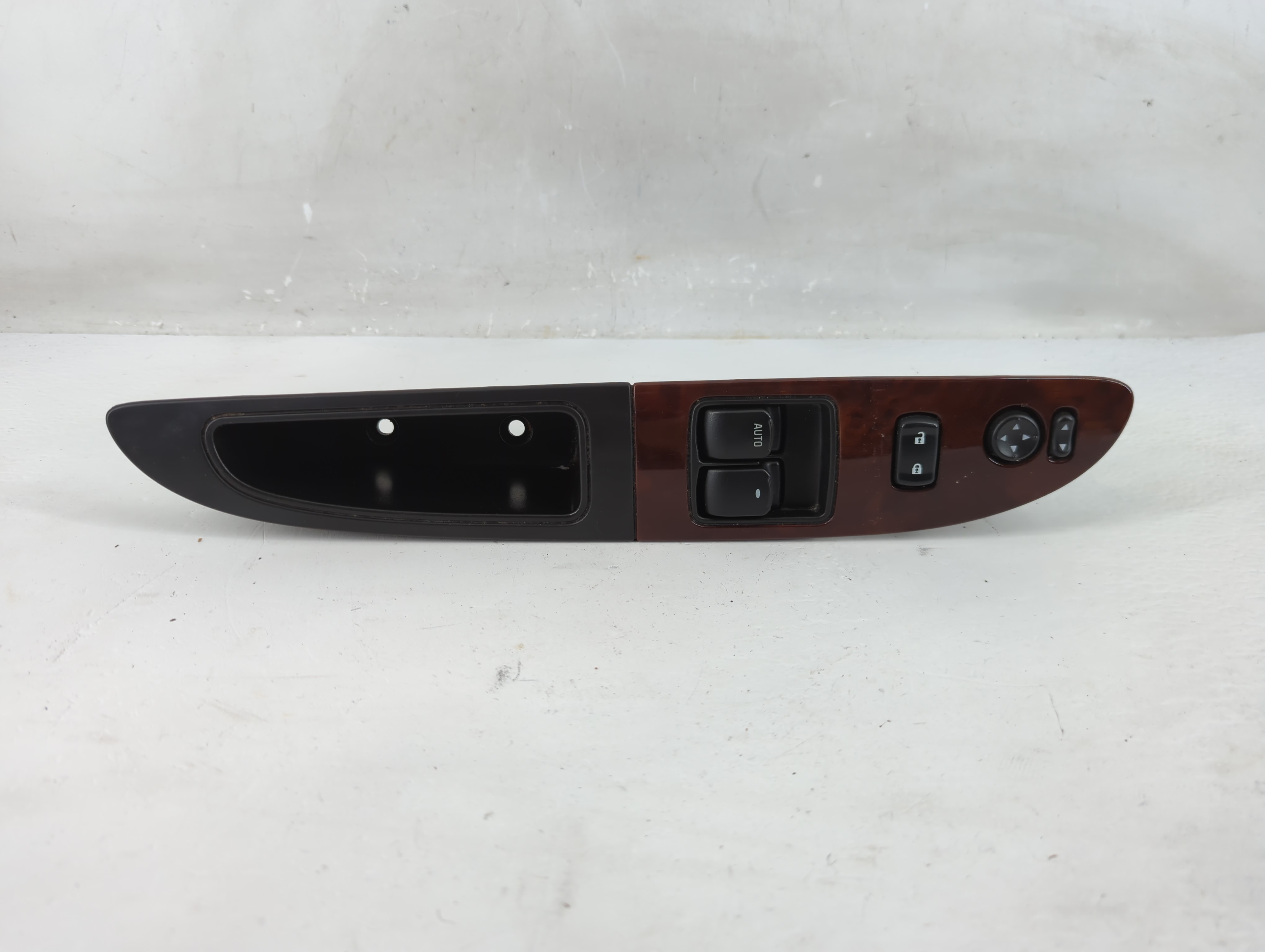 2005-2009 Chevrolet Uplander Driver Left Door Master Power Window Switch 1227545 - Oemusedautoparts1.com