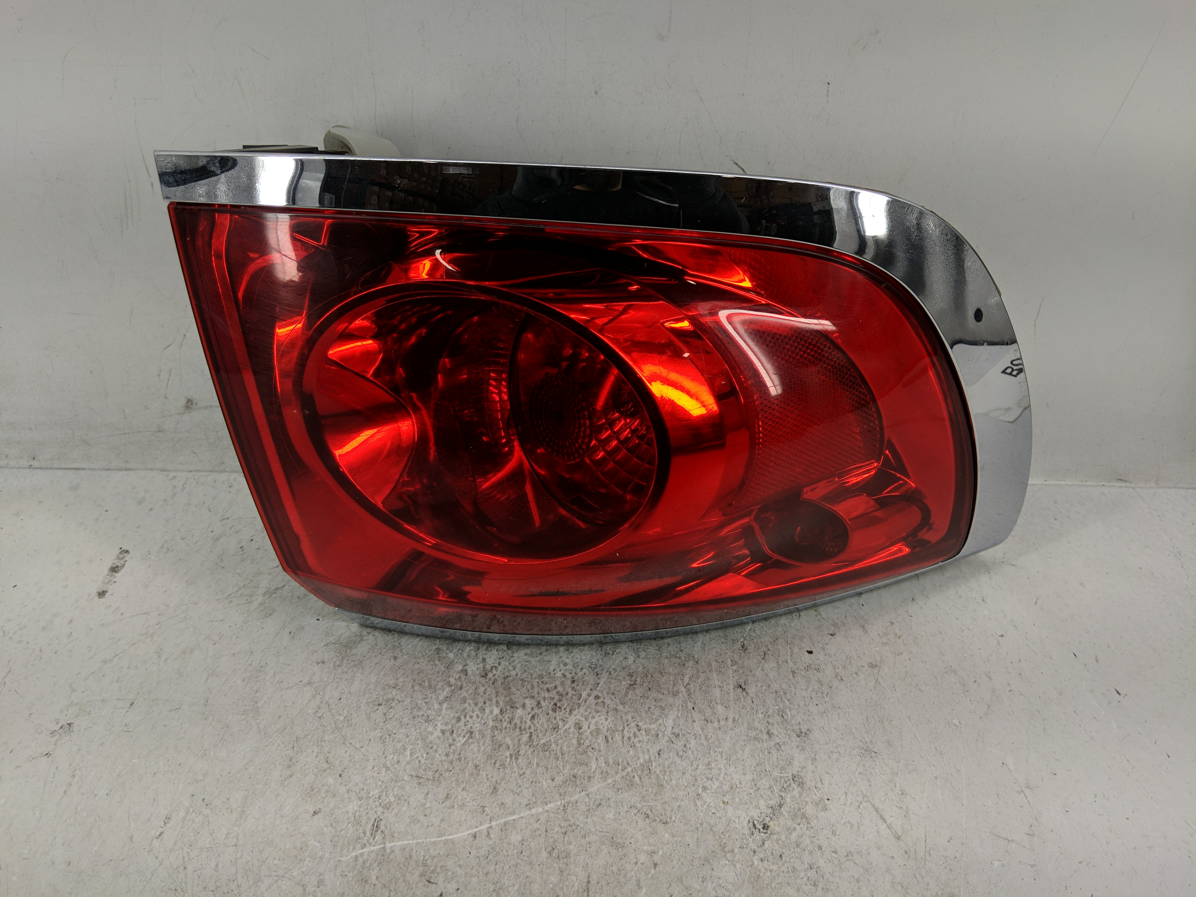 2008-2012 Buick Enclave Driver Left Side Tail Light Taillight Oem 1227661 - Oemusedautoparts1.com