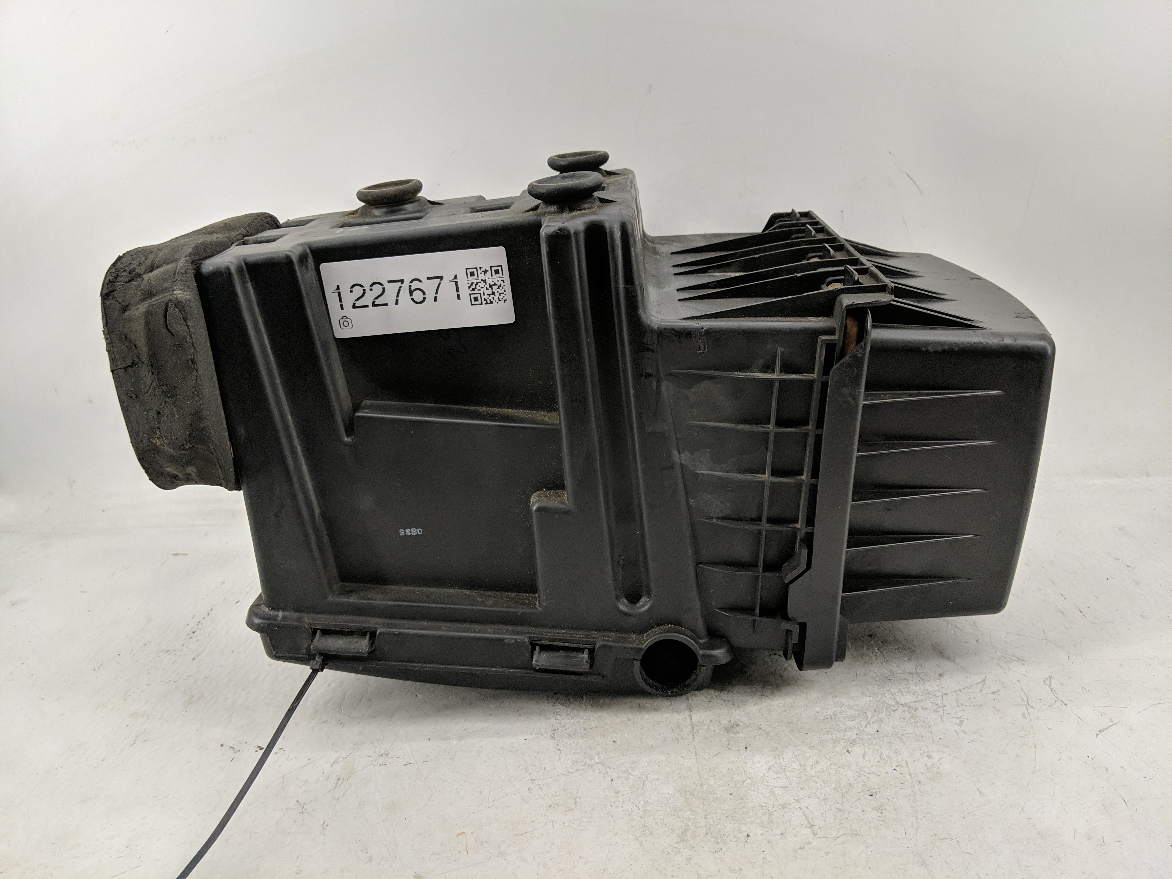 Picture of 2005-2005 Chevrolet Uplander Air Cleaner Intake-duct Hose Tube 1227671