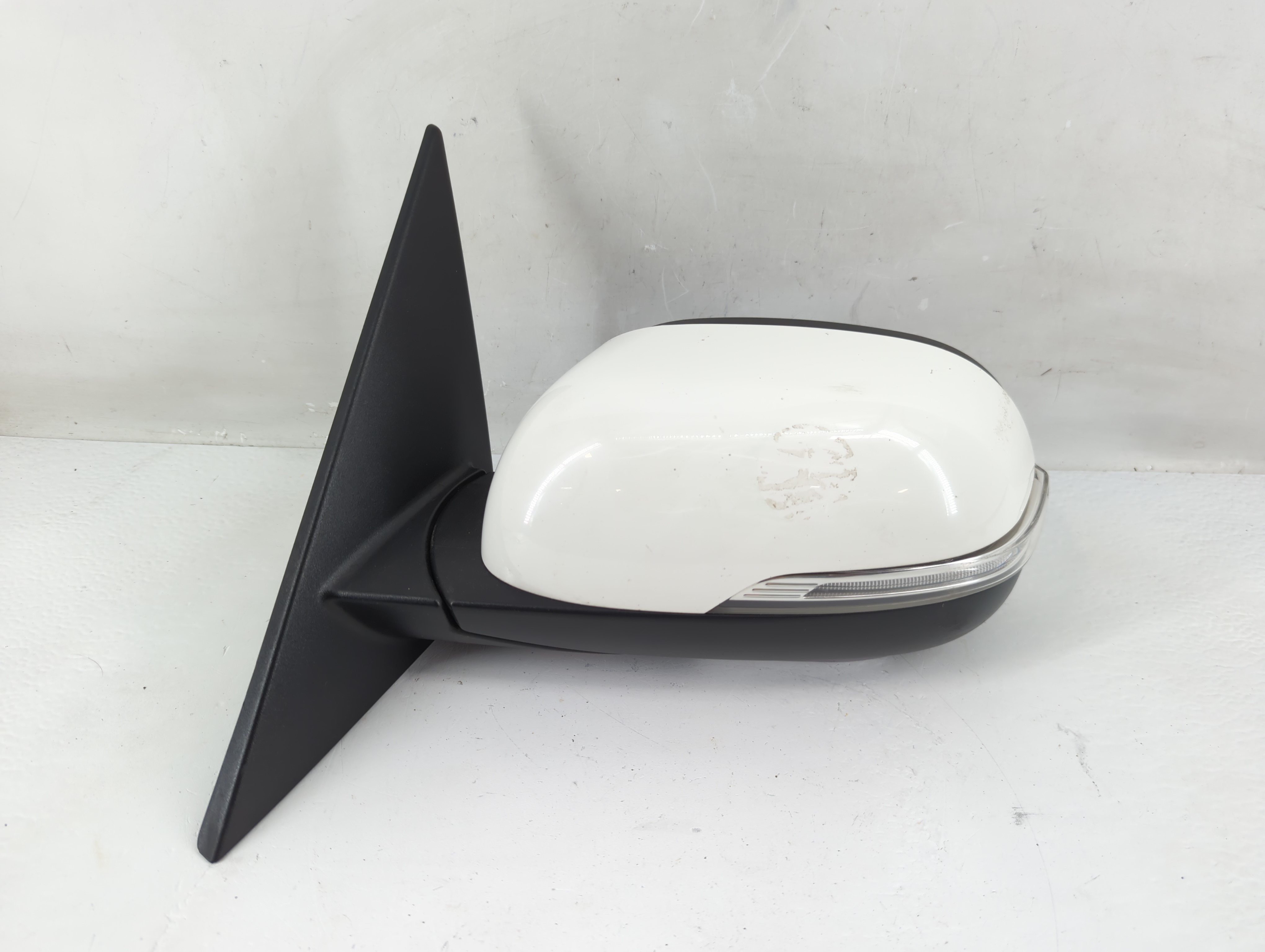 Picture of 2014-2019 Kia Soul Driver Left Side View Manual Door Mirror White 1227753