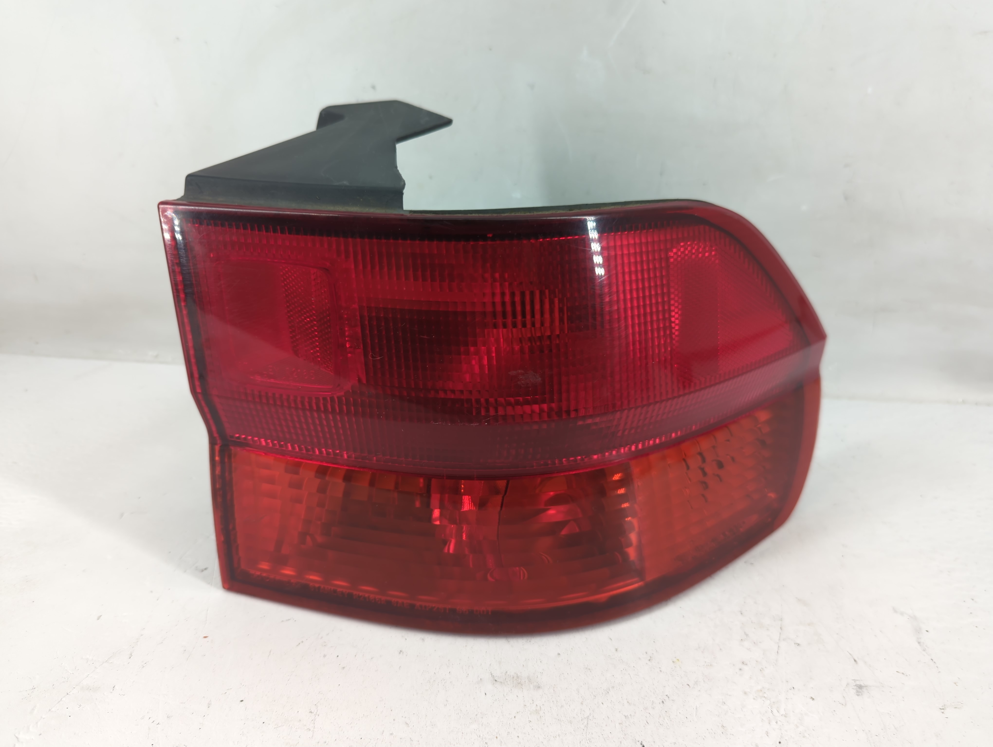 Picture of 1999-2001 Honda Odyssey Passenger Right Side Tail Light Taillight Oem 1227786