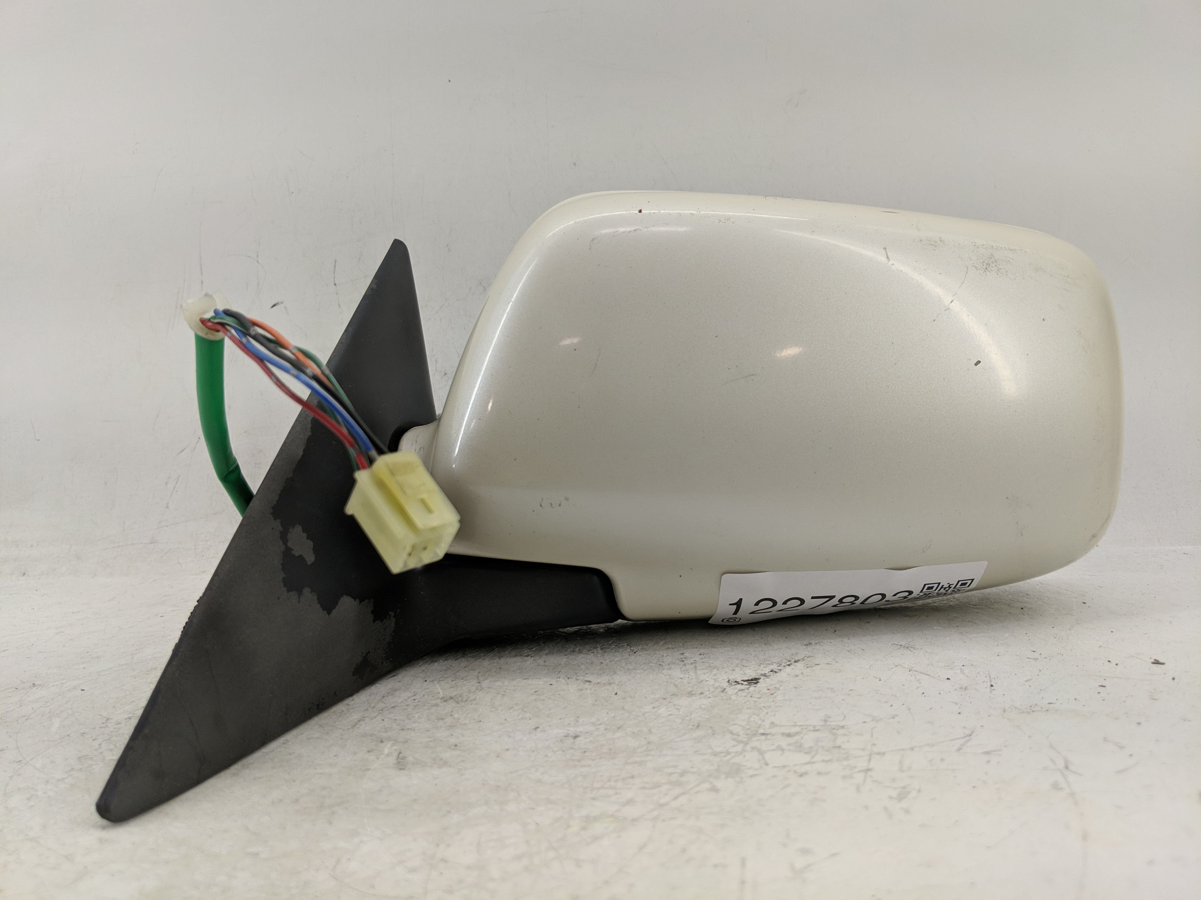 Picture of 2000-2004 Subaru Legacy Driver Left Side View Manual Door Mirror Ivory 1227803