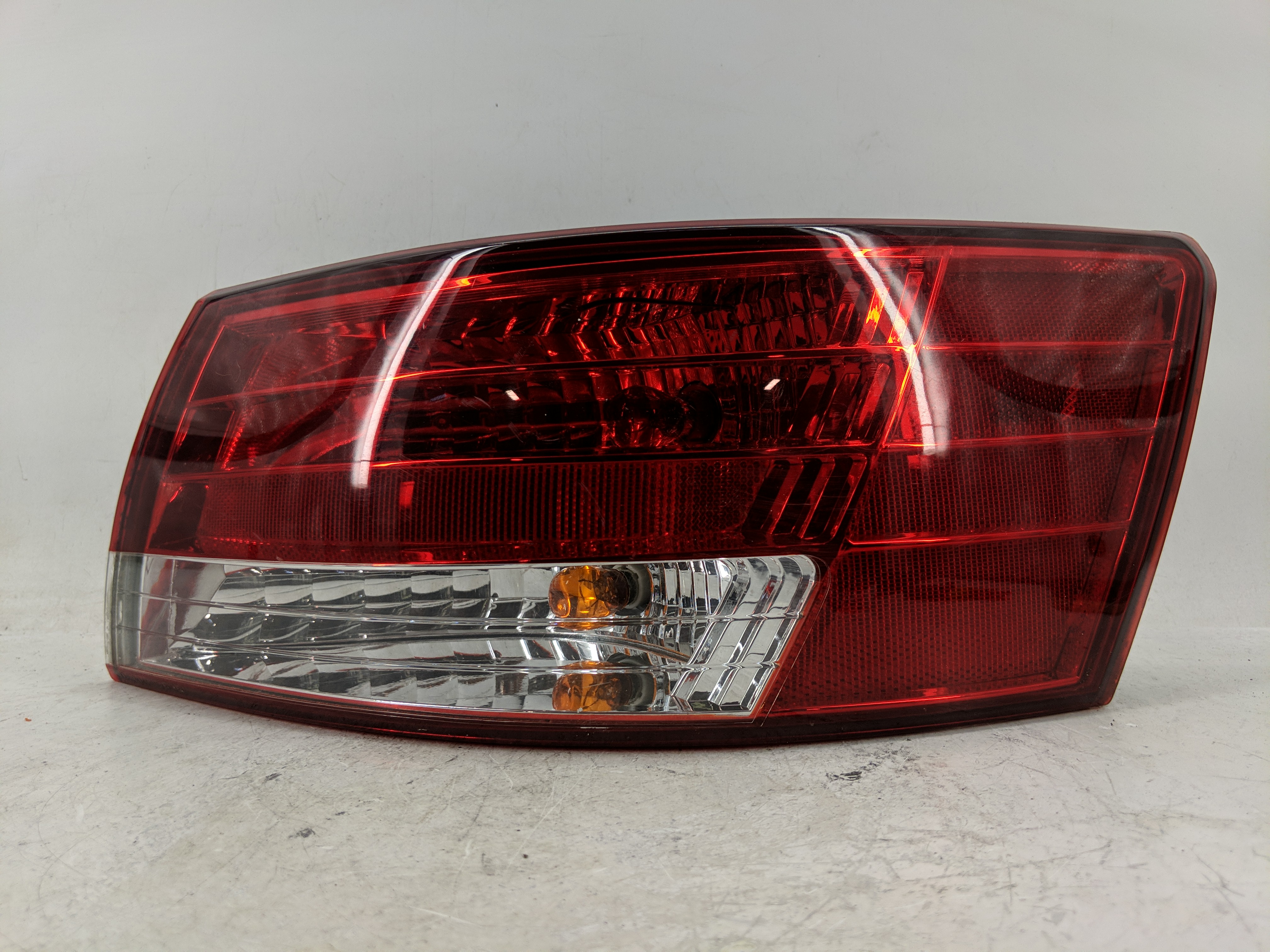 2006-2008 Hyundai Sonata Passenger Right Side Tail Light Taillight Oem 1227897 - Oemusedautoparts1.com