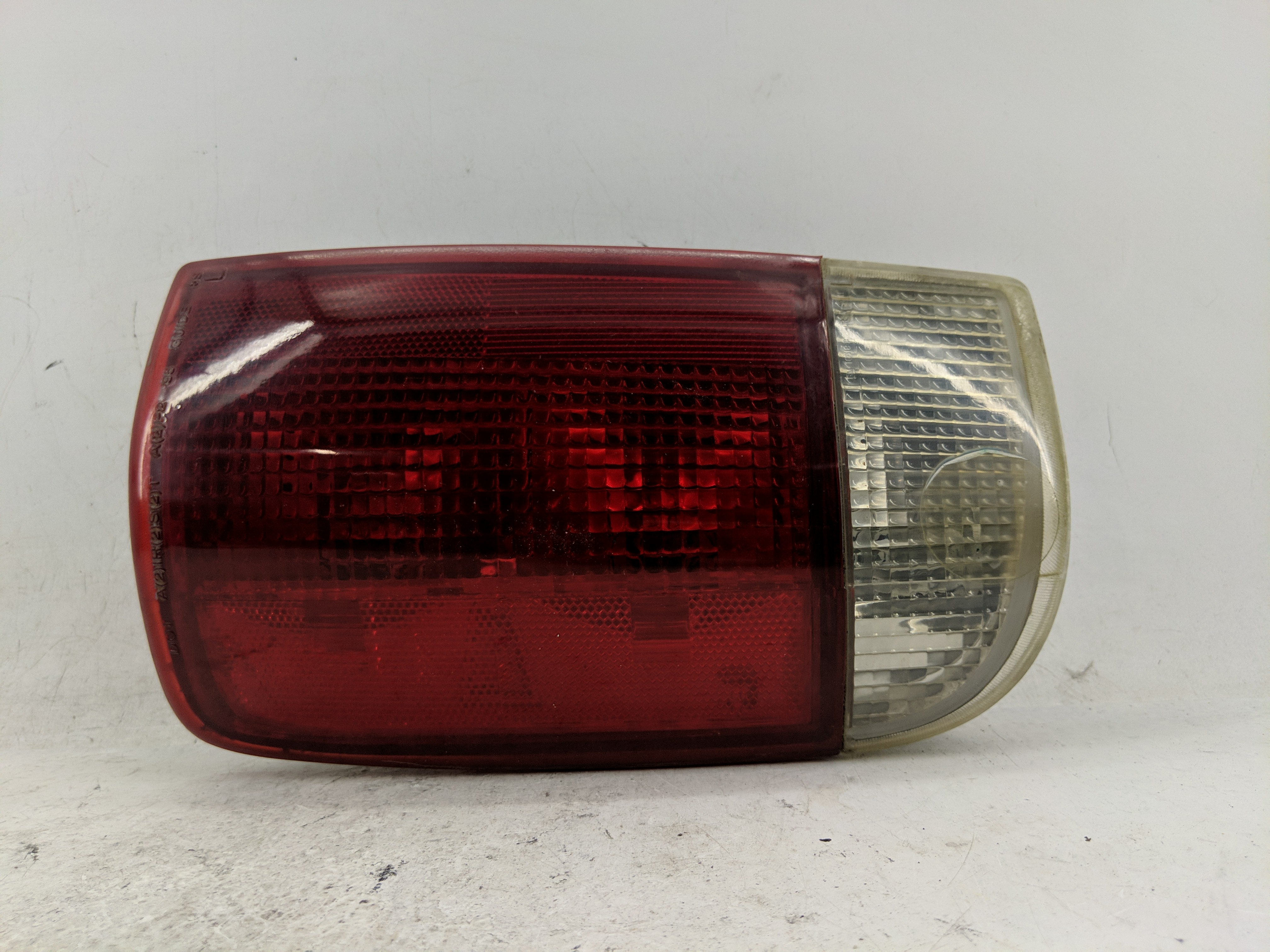 Chevrolet S10 Blazer Driver Left Side Tail Light Taillight Oem 1227915 - Oemusedautoparts1.com
