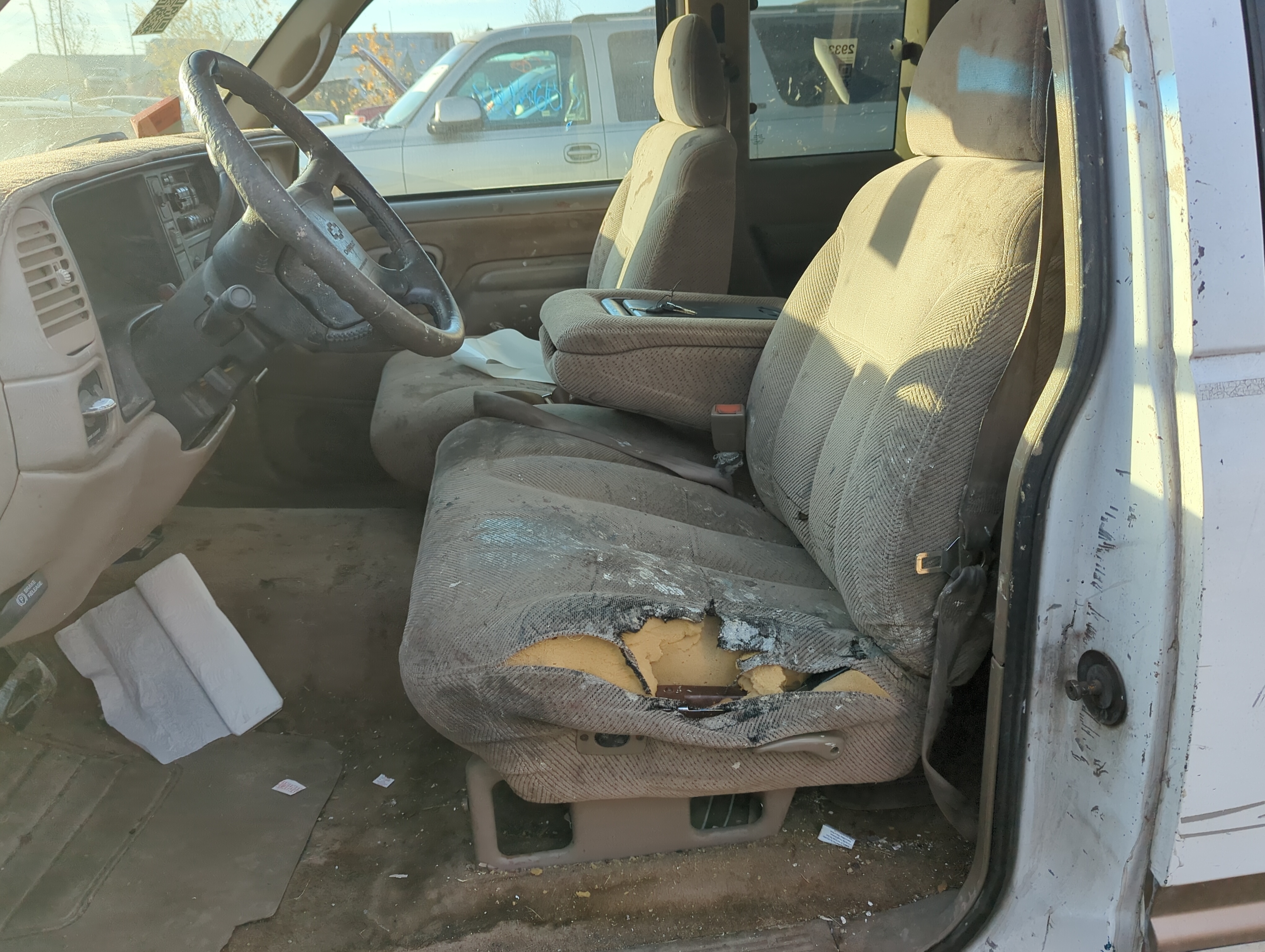 1997 Chevrolet K1500 Driver Front Seat Oem 1228034 - Oemusedautoparts1.com