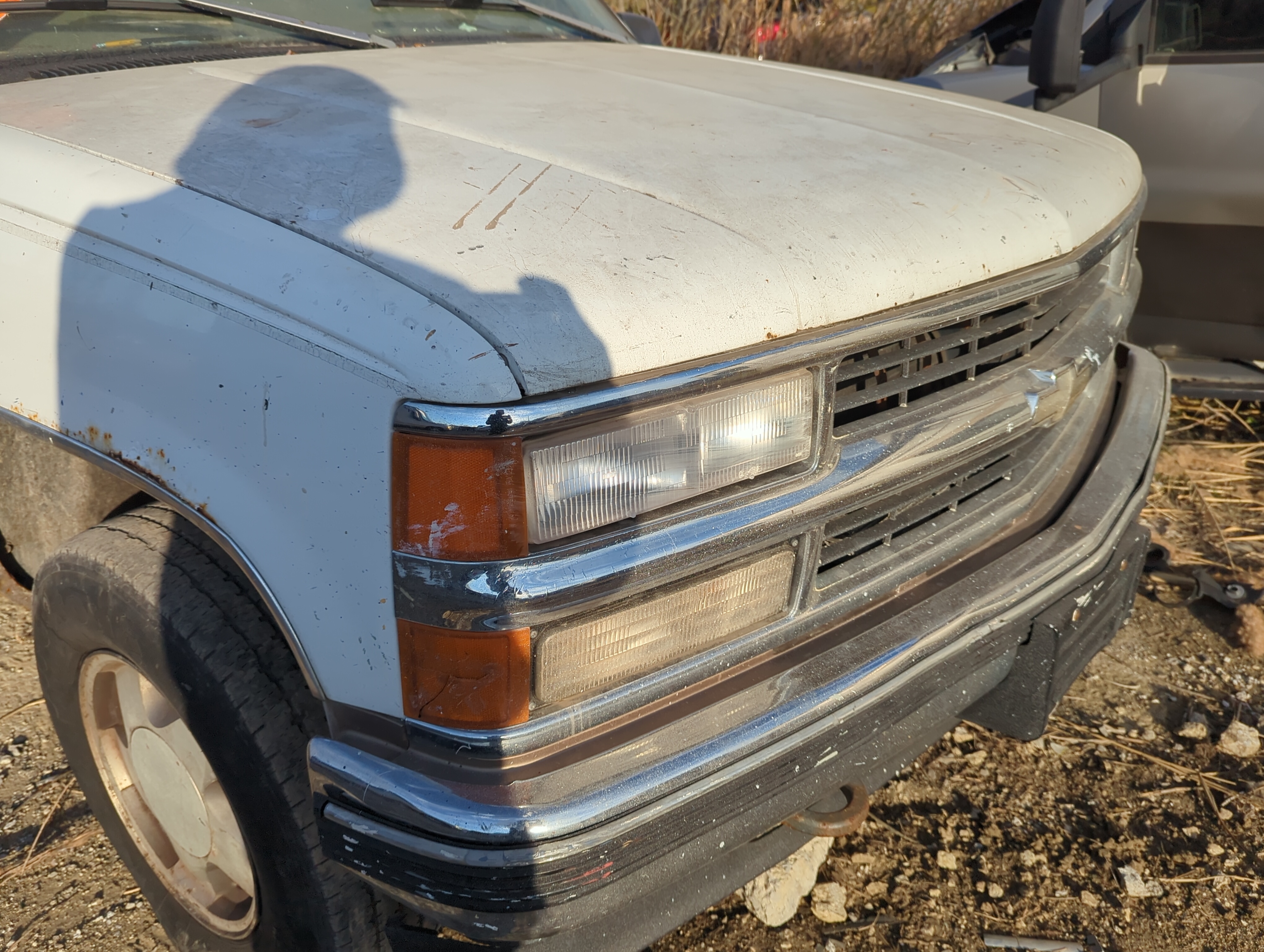 Chevrolet K1500 Passenger Right Oem Head Light Headlight Lamp 1228047 - Oemusedautoparts1.com