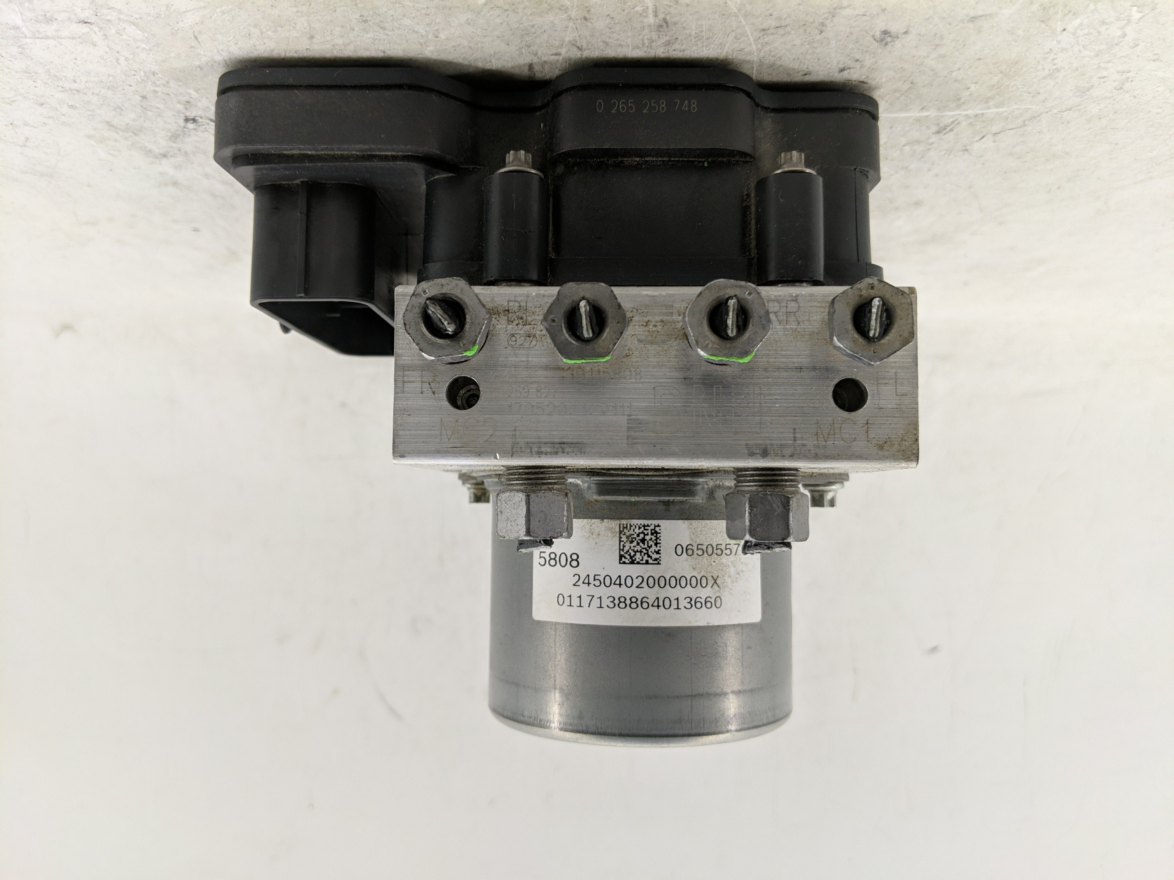 Picture of 2017-2017 Chevrolet Cruze Abs Pump Control Module 1228102