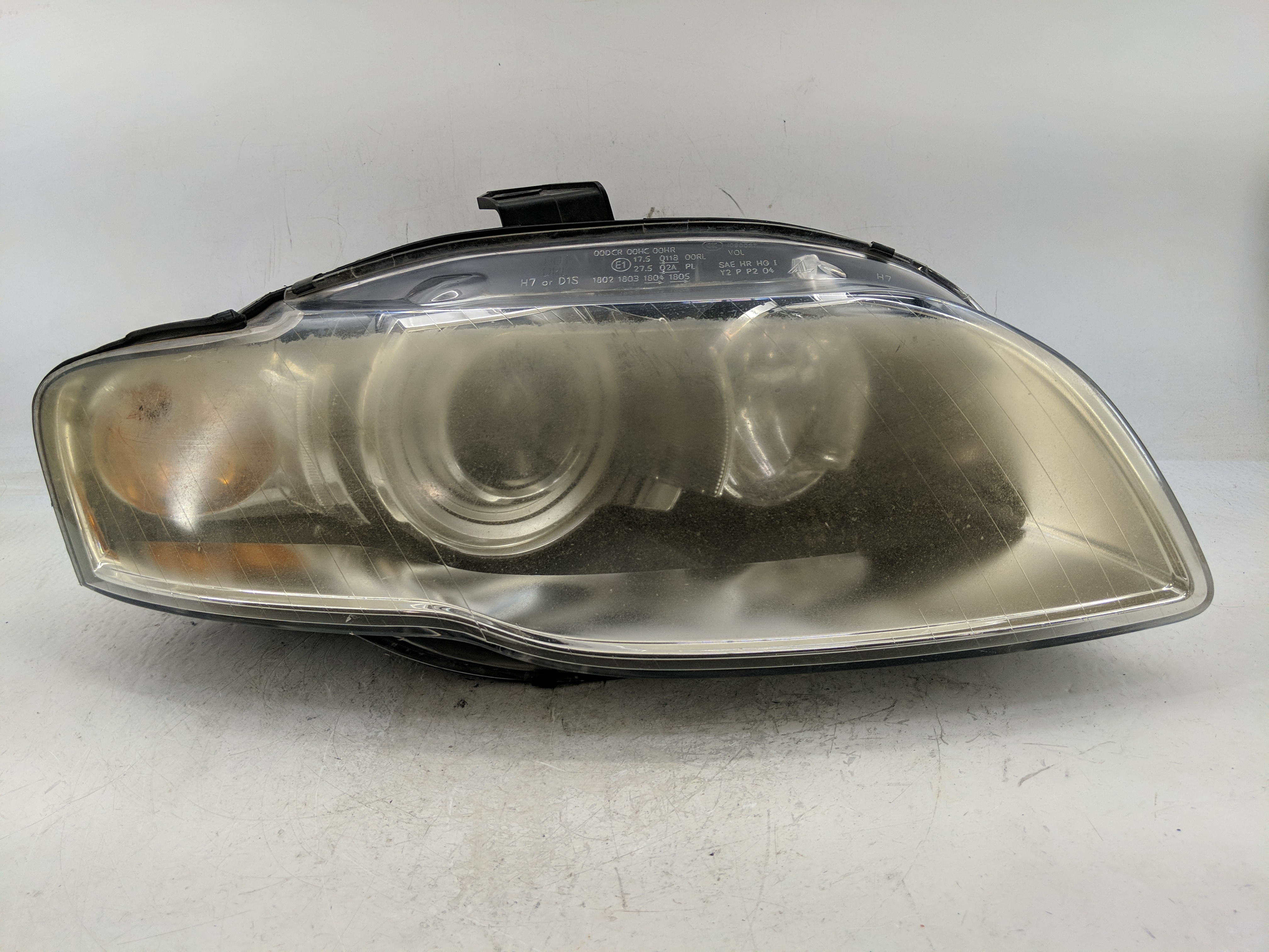 Picture of 2005-2009 Audi A4 Passenger Right Oem Head Light Headlight Lamp 1228170