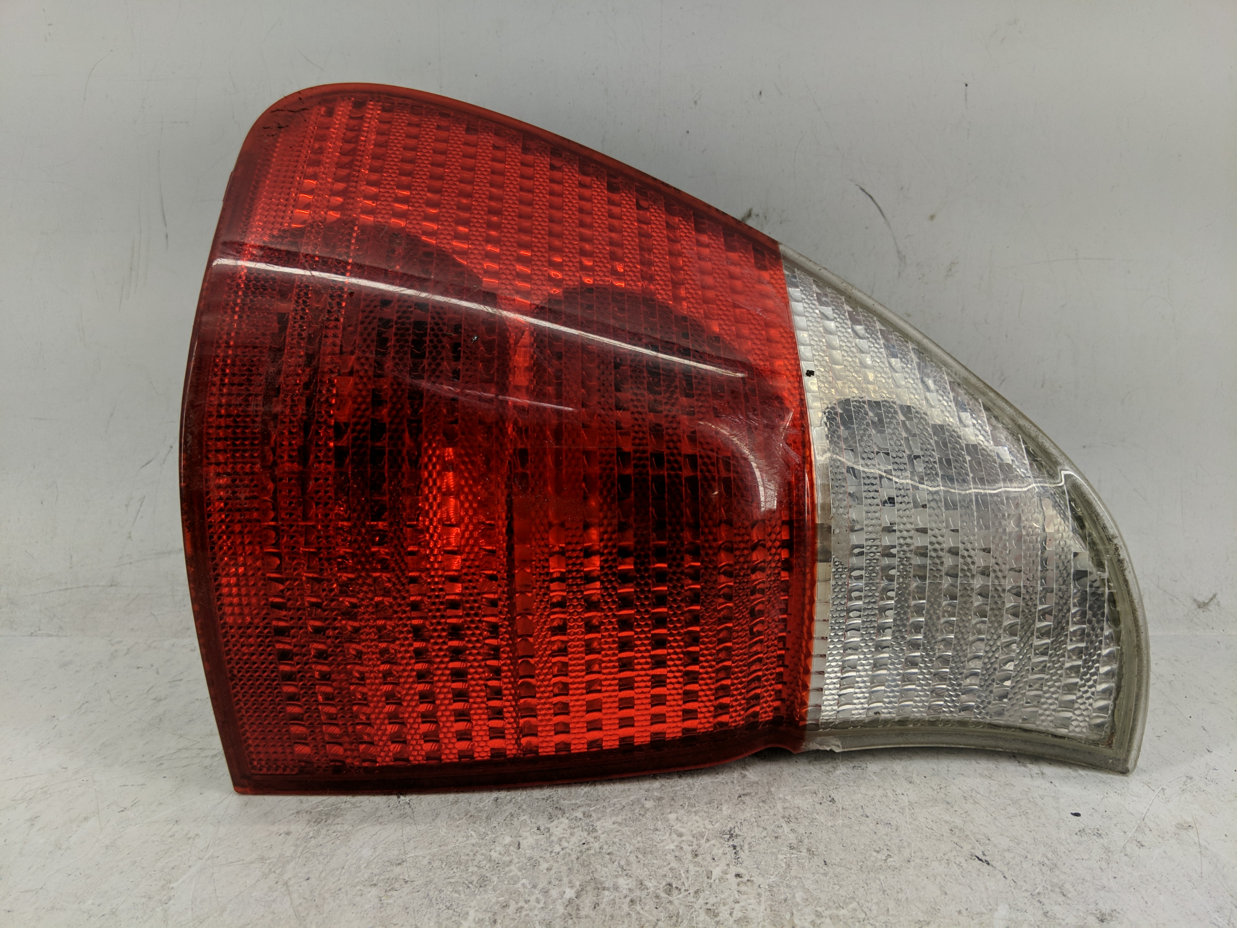 2000-2003 Bmw X5 Driver Left Side Tail Light Taillight Oem 1228174 - Oemusedautoparts1.com