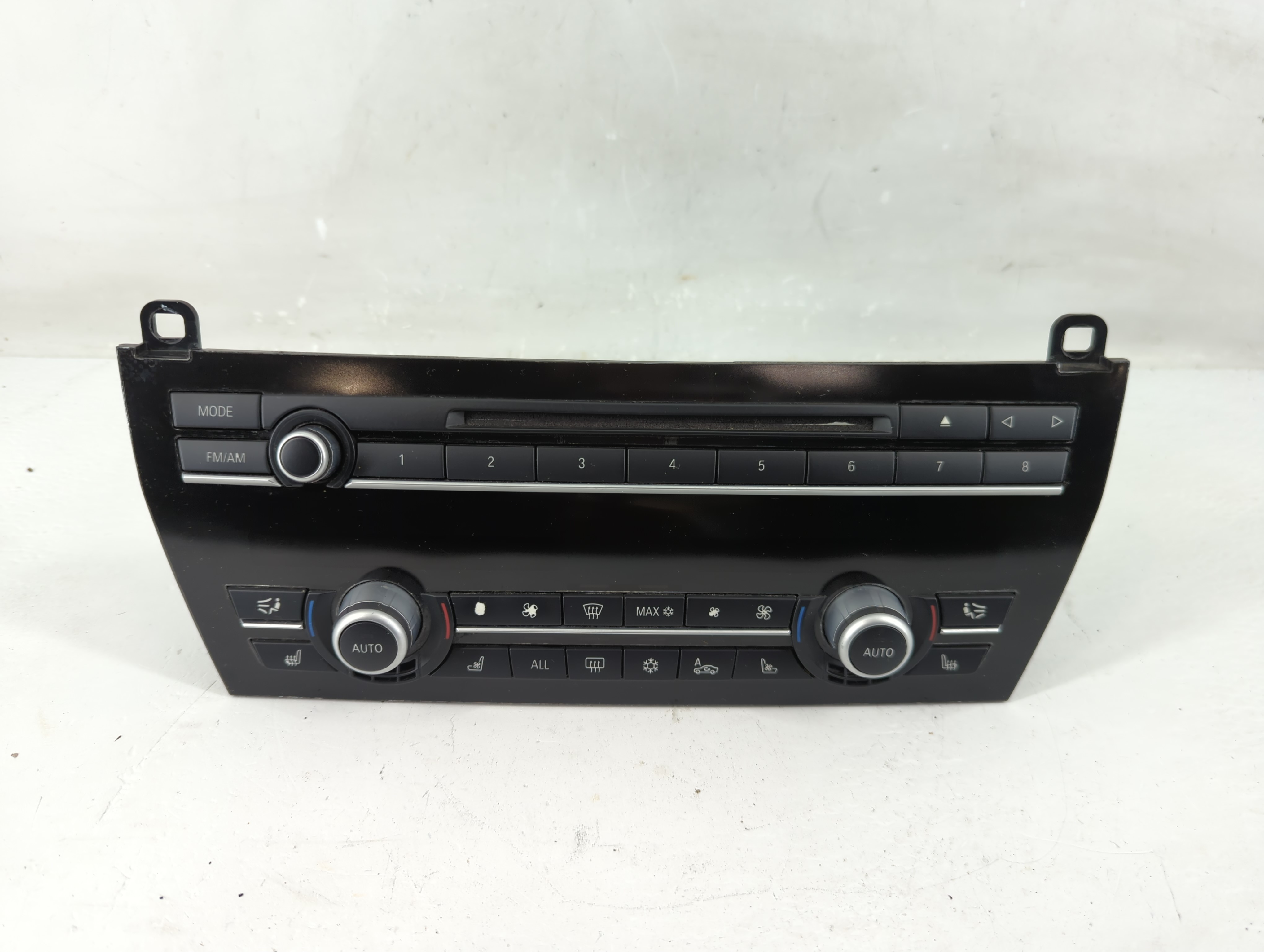 Picture of 2007-2010 Bmw 750i Am Fm Cd Player Radio Receiver 1228183