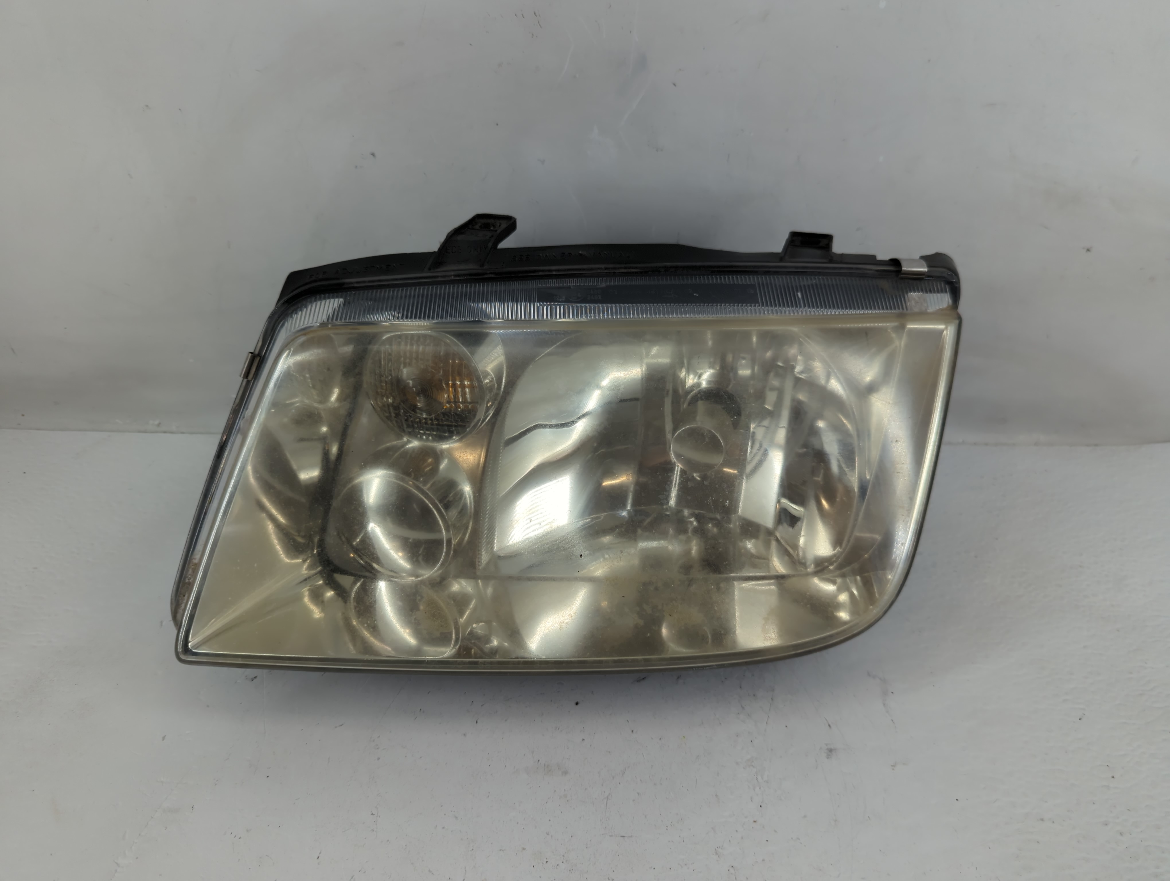 Picture of 1999-2002 Volkswagen Jetta Driver Left Oem Head Light Headlight Lamp 1228240