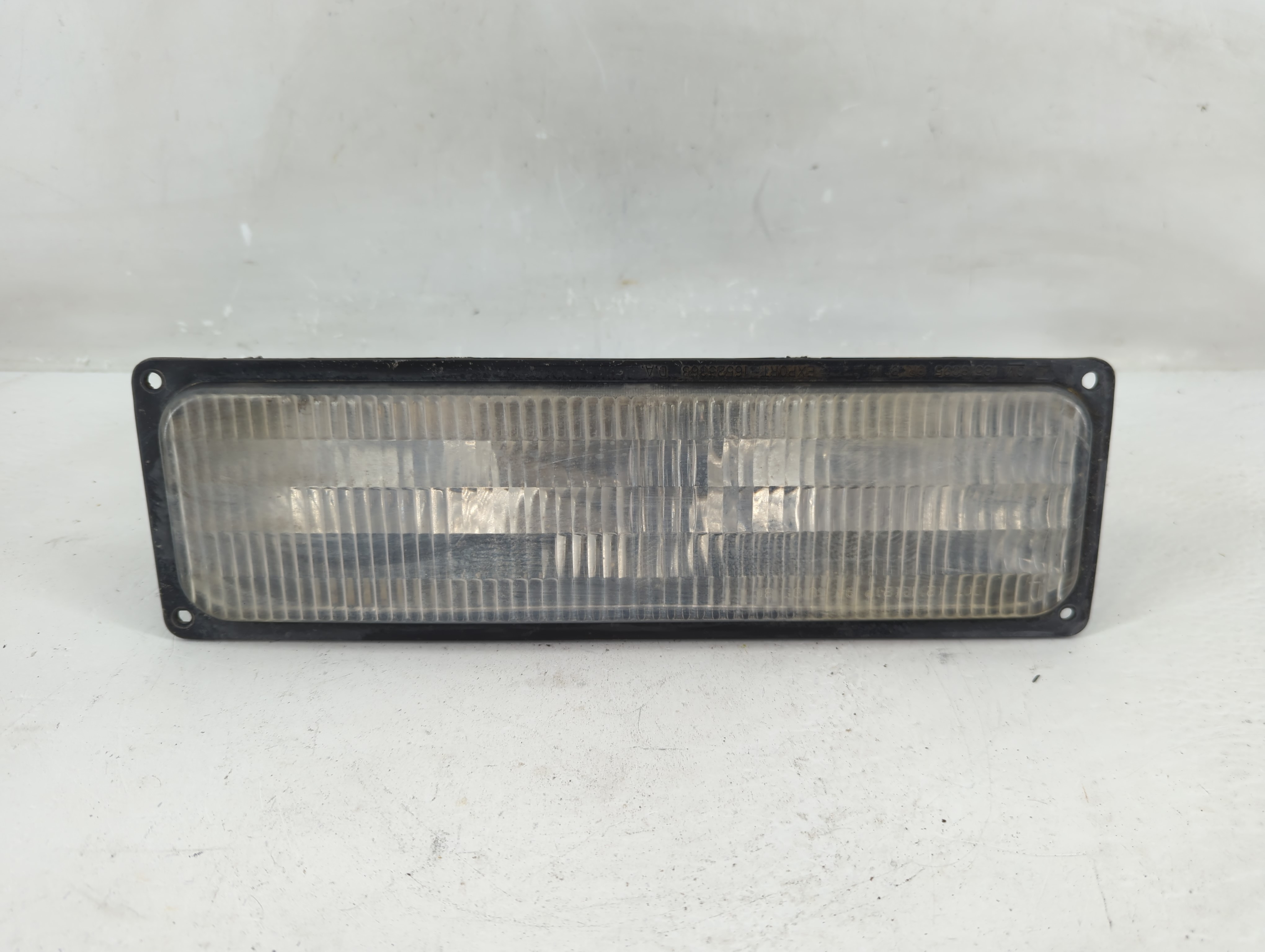 Gmc G1500 Driver Left Oem Front Light Lamp 1228242 - Oemusedautoparts1.com