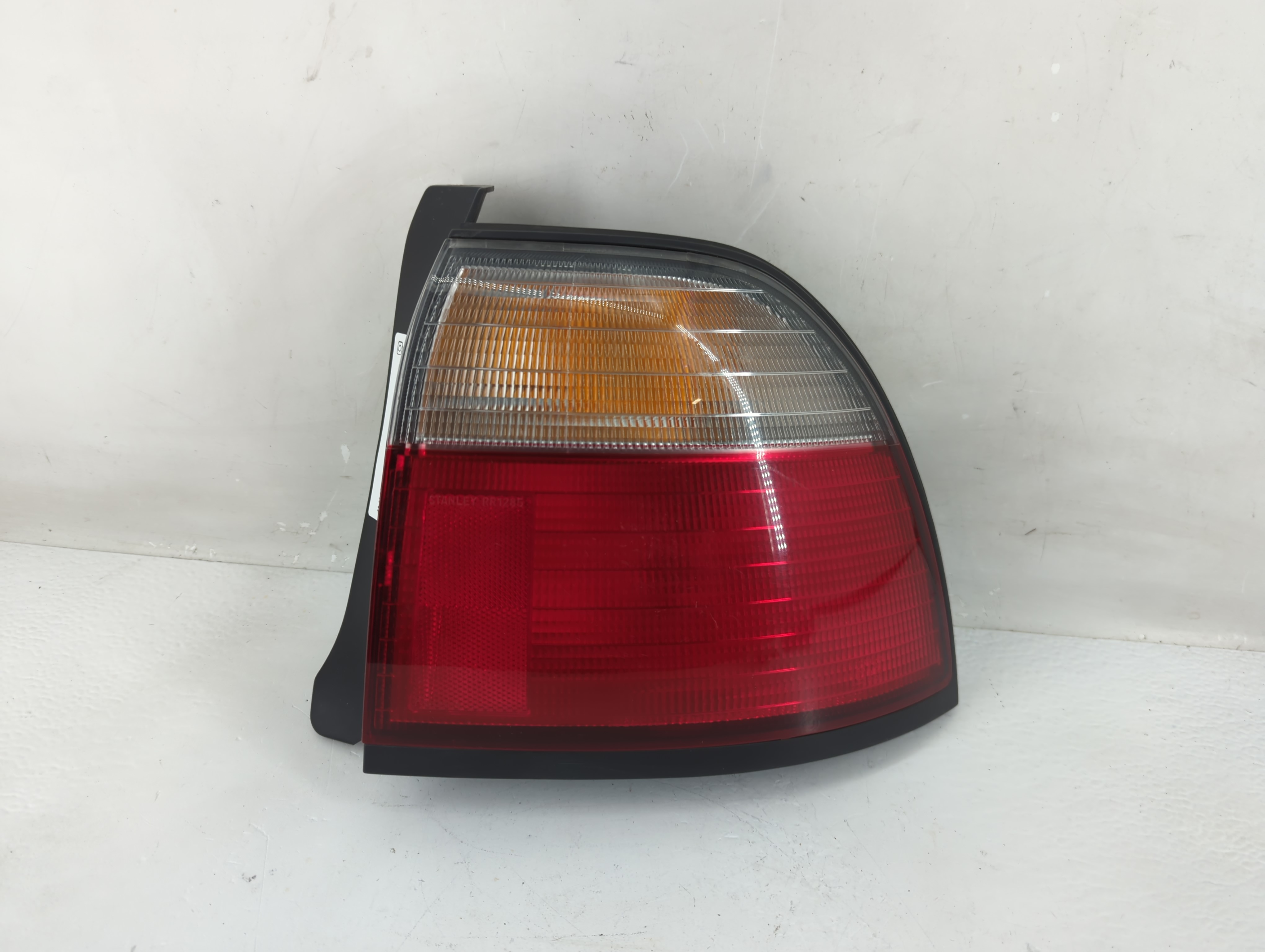 1996-1997 Honda Accord Passenger Right Side Tail Light Taillight Oem 1228256 - Oemusedautoparts1.com