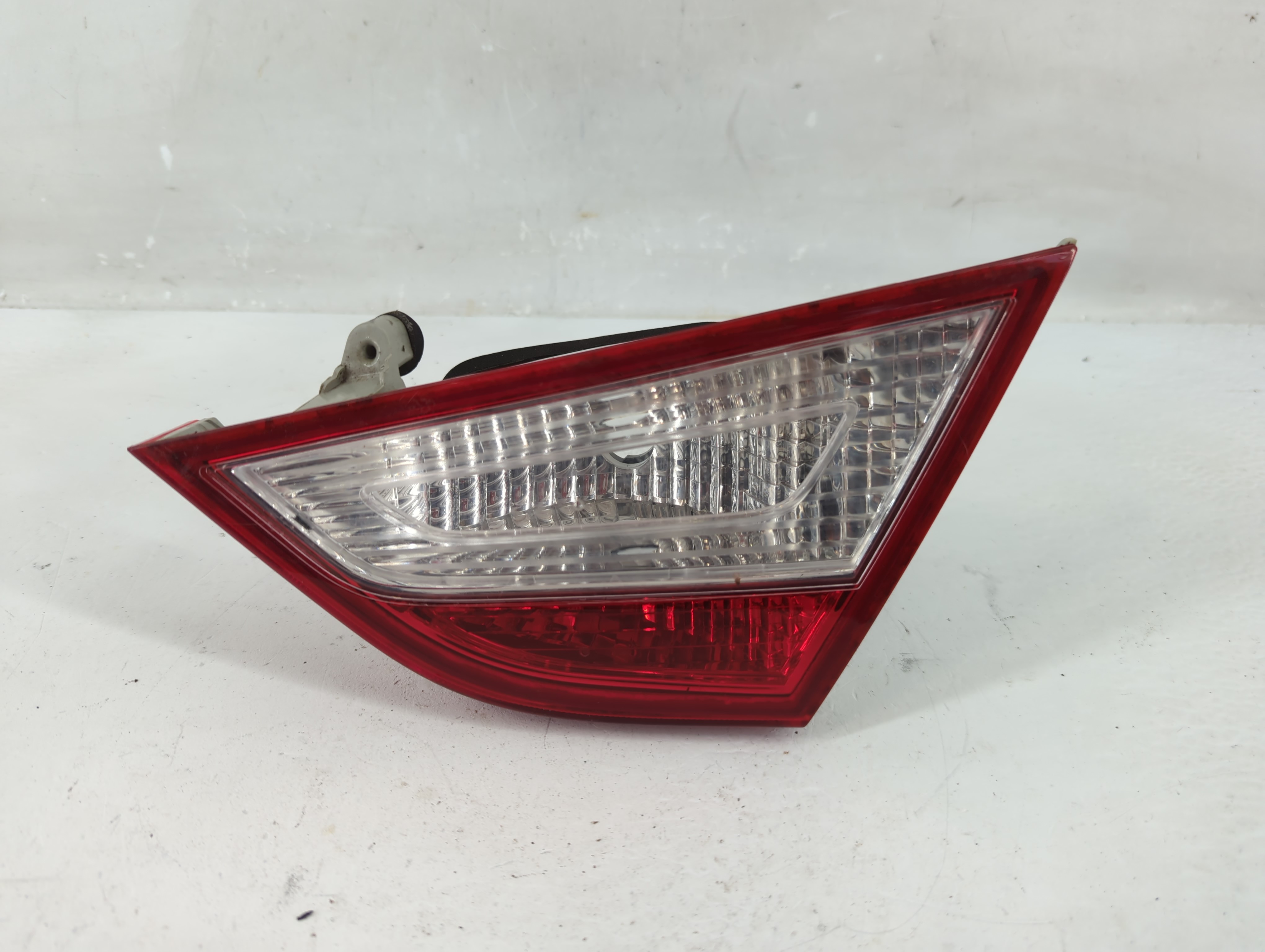 2014-2014 Hyundai Sonata Passenger Right Side Tail Light Taillight Oem 1228259 - Oemusedautoparts1.com