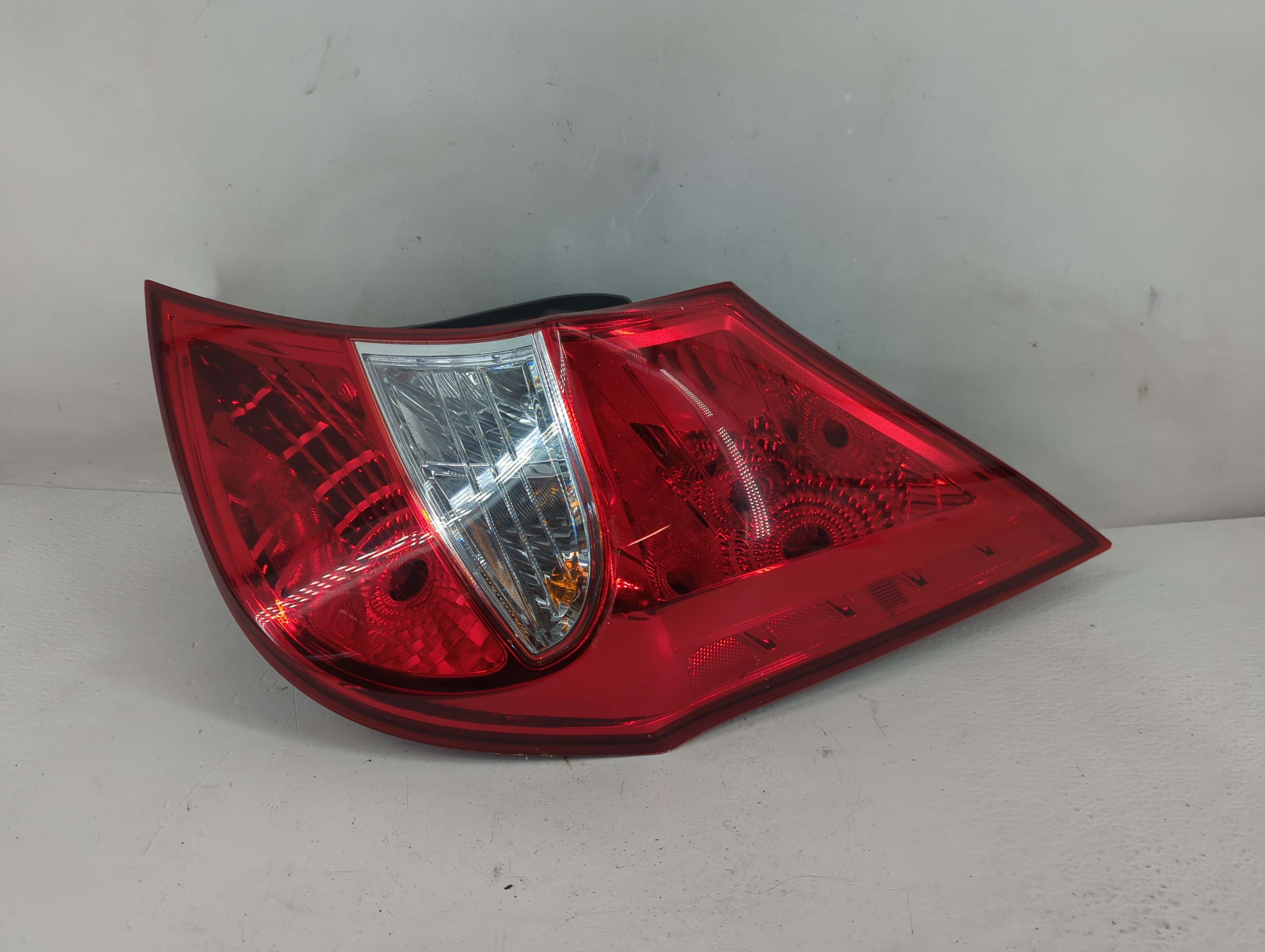 2012-2017 Hyundai Accent Passenger Right Side Tail Light Taillight Oem 1228264 - Oemusedautoparts1.com
