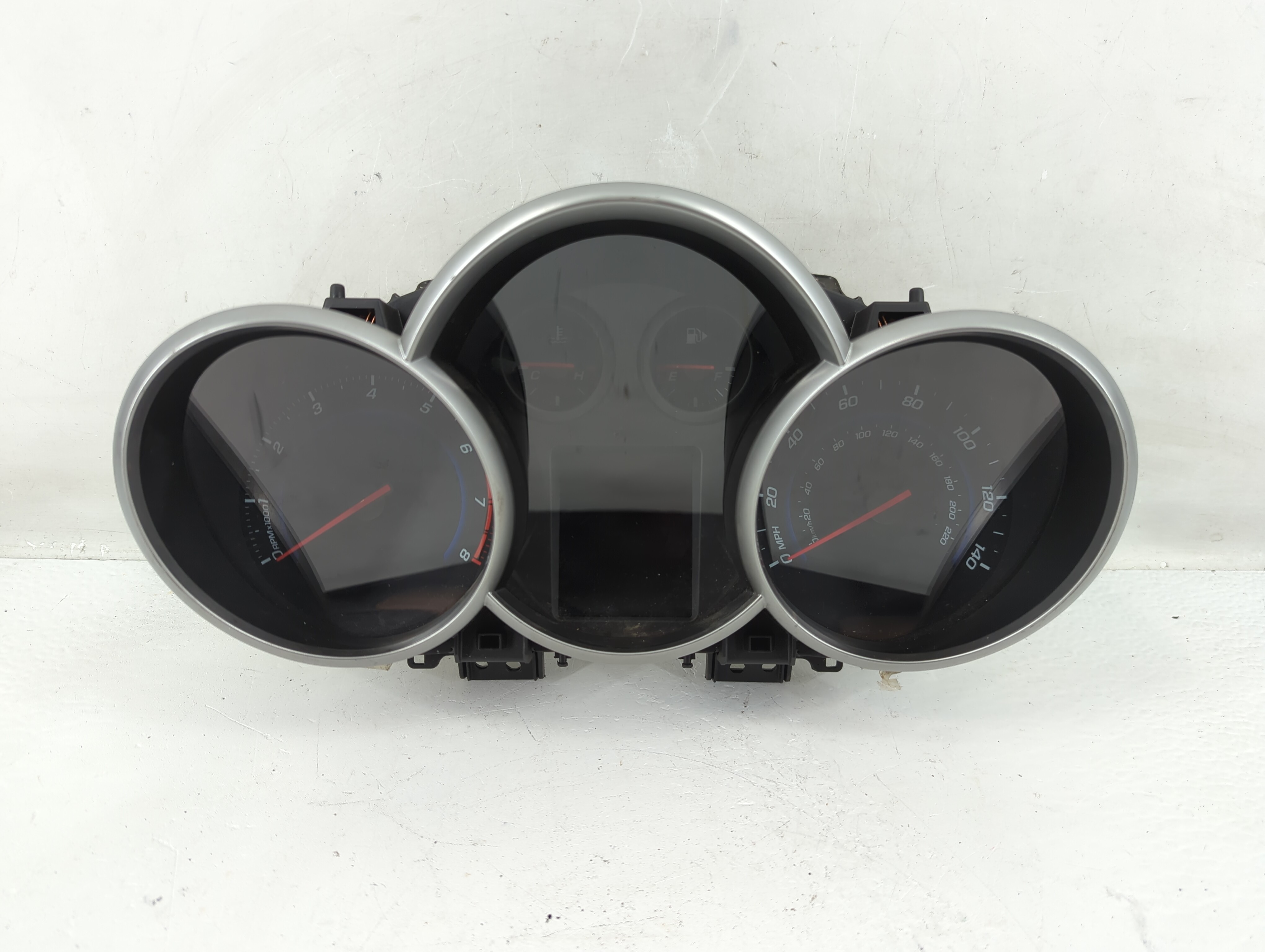 2011-2011 Chevrolet Cruze Speedometer Instrument Cluster Gauges 95018203 1228298 - Oemusedautoparts1.com