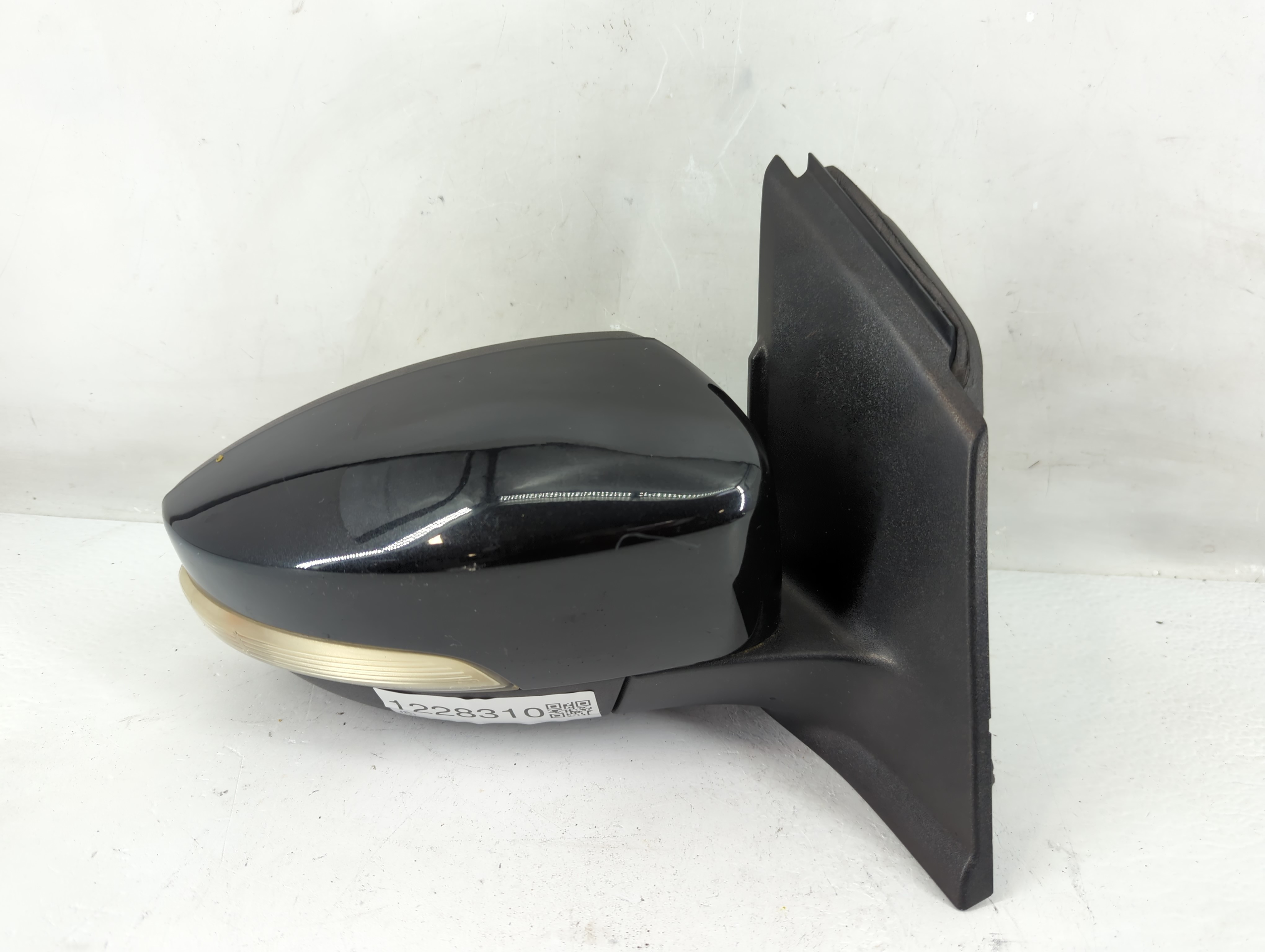 2013-2016 Ford Escape Passenger Right Side View Power Door Mirror 1228310 - Oemusedautoparts1.com